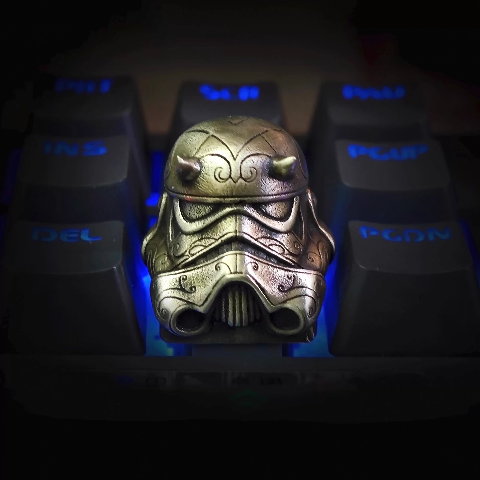 Star Wars, Imperial Stormtrooper,Mandalore, Metal material casting personalized keycaps, anime, games, movies, cultural and creative decorative keycaps