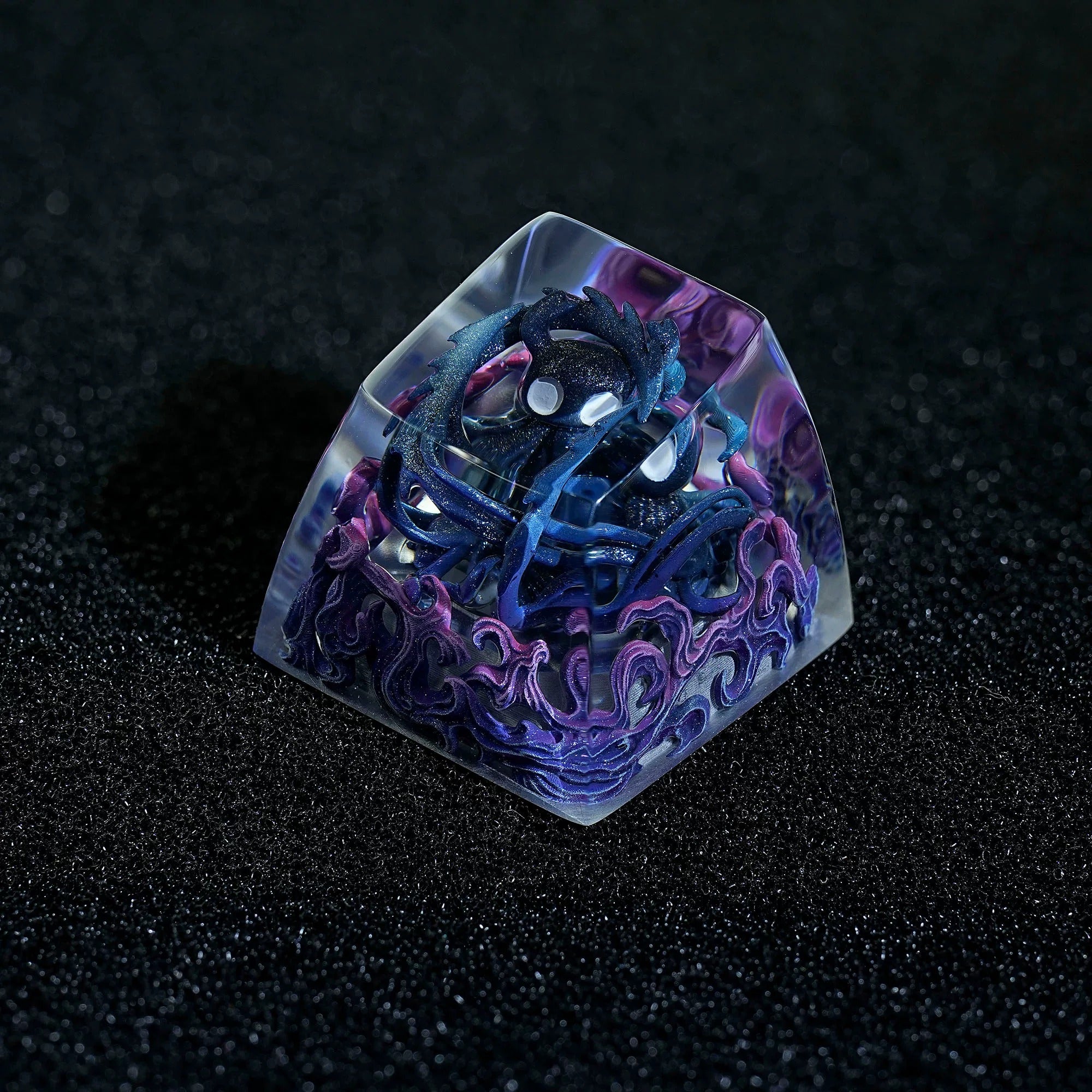 Hollow Knight Void Knight Personalized Transparent Crystal Resin Personalized Keycaps, Mechanical Keyboard Creative Decorative Keycaps Artissankeycaps