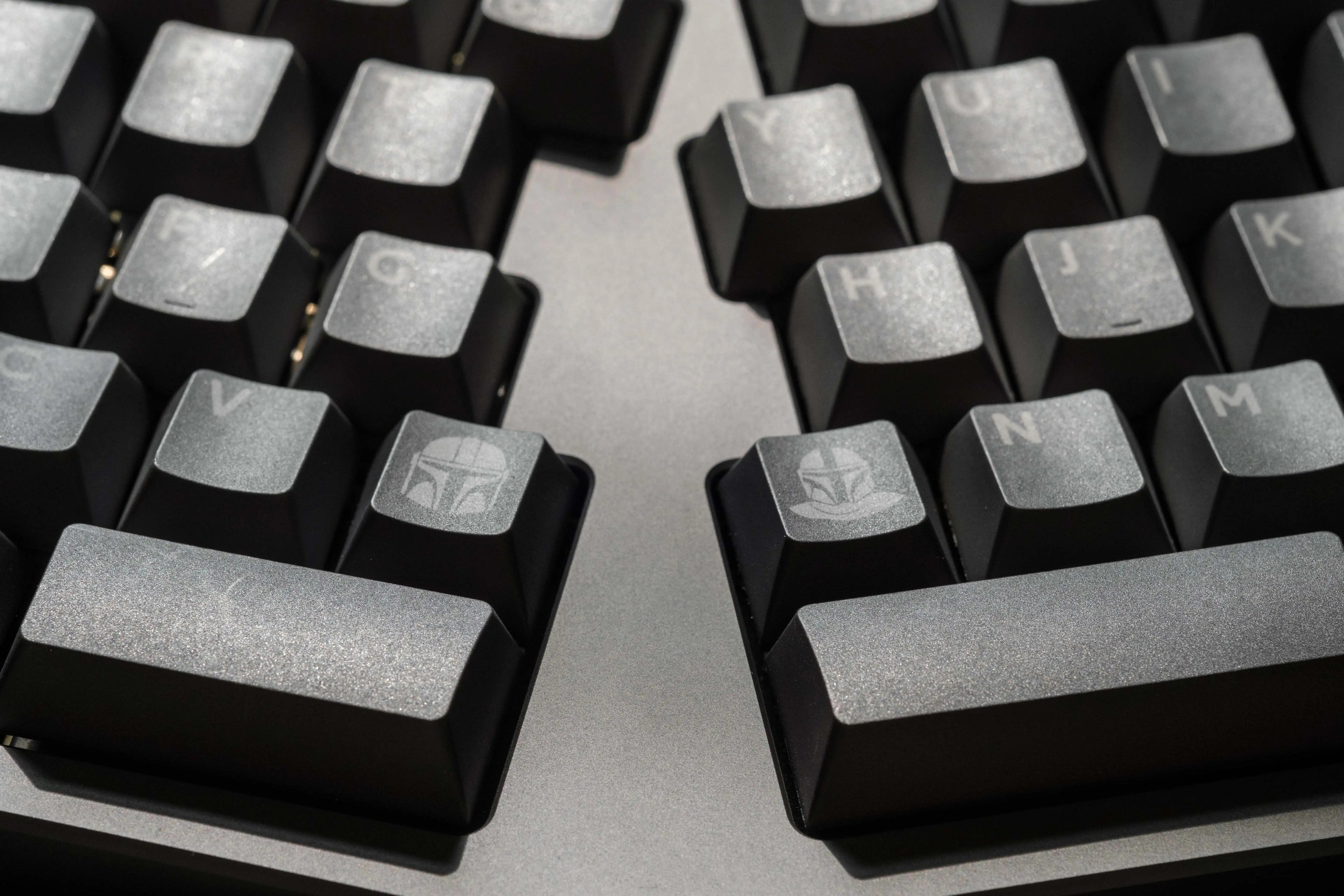 Original sci-fi Star Wars series, The Mandalorian themed keycap factory height 172 key PBT material mechanical keyboard personalized keycap set