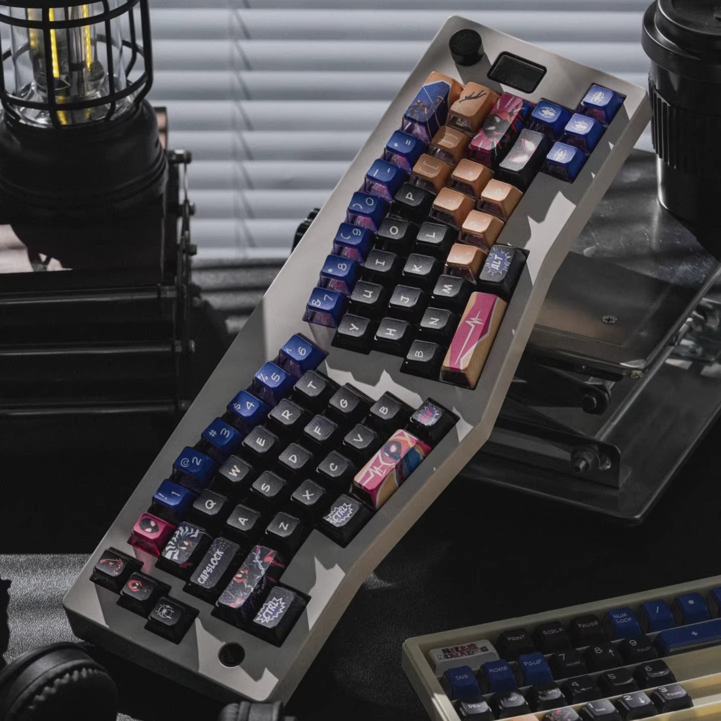 Marvel Comics Hero Series, Spider Man Theme, PBT Material Three sided Transparent, Comic Superhero Personalized Keycap Set