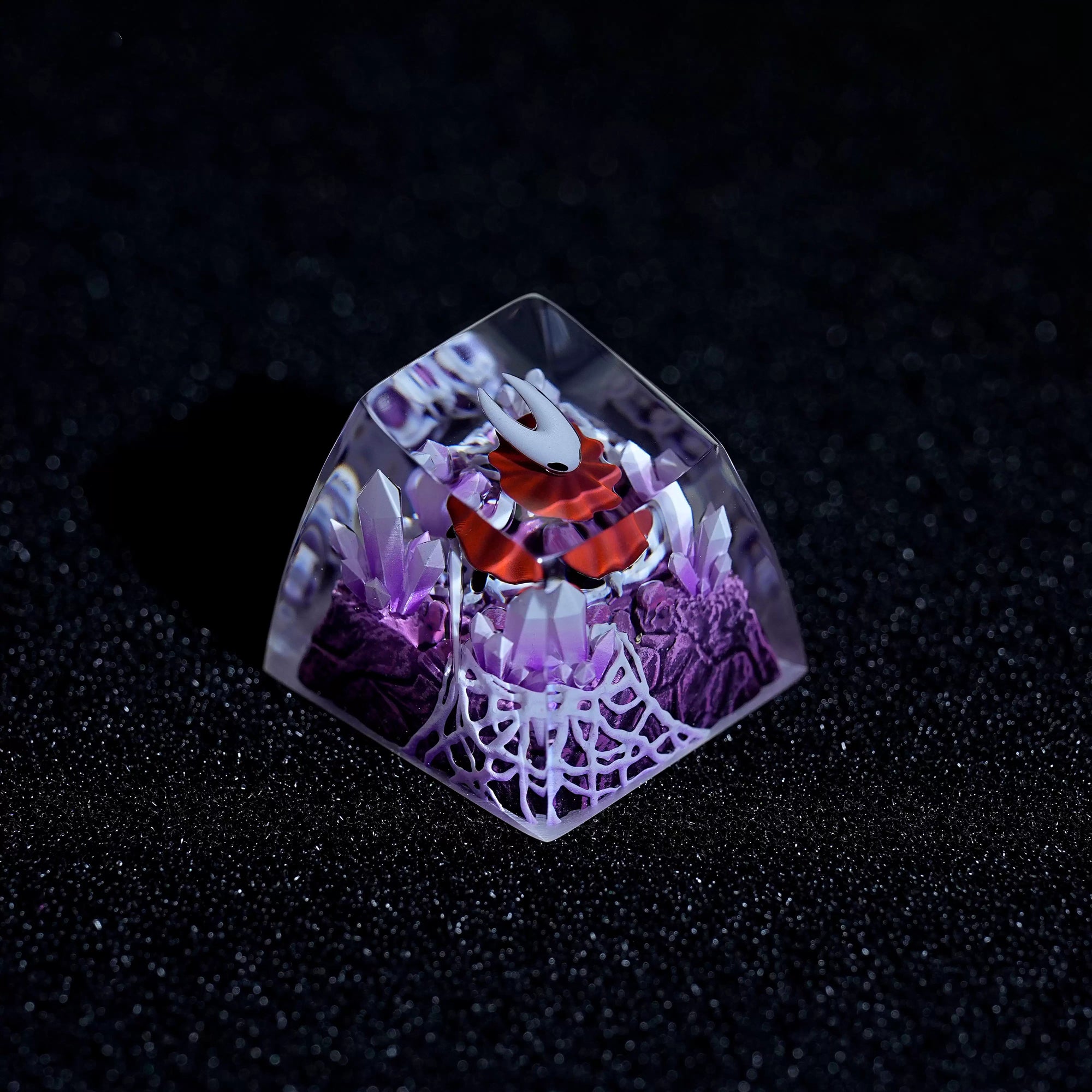 Hollow Knight: Silksong, Hornet Theme, Microscopic World Crystal Resin Personalized Keycaps, Anime Game Creative Decorative Keycaps