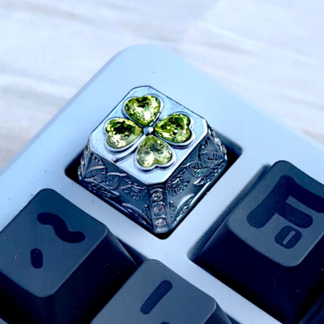Lucky Four Leaves Clover, metal gemstone combined with personalized keycaps, lucky item mechanical keyboard decorative keycaps.