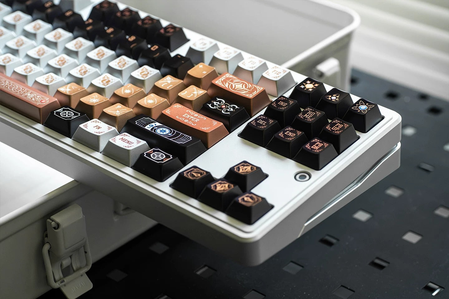 Metallic paint texture gilded design art keycaps, custom set personalized keycap series,PBT material, Original factory height, compatible with 61/64/68/75/84/87/104 mechanical keyboard keycap set