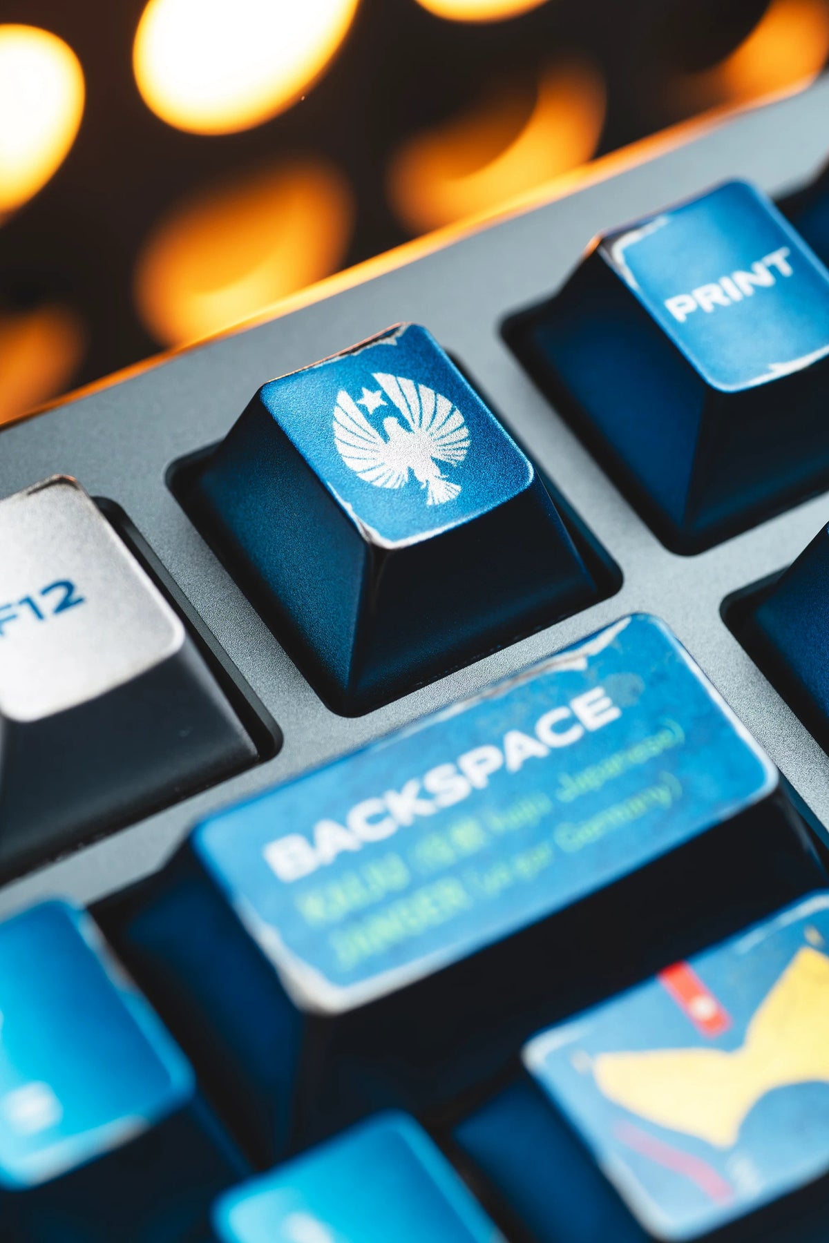 Pacific Rim, Gipsy Danger theme, metallic paint texture PBT material anime and game cultural and creative keycaps set, Compatible with 61/64/68/75/84/87/104 Key Mechanical Keyboard Keycap Set