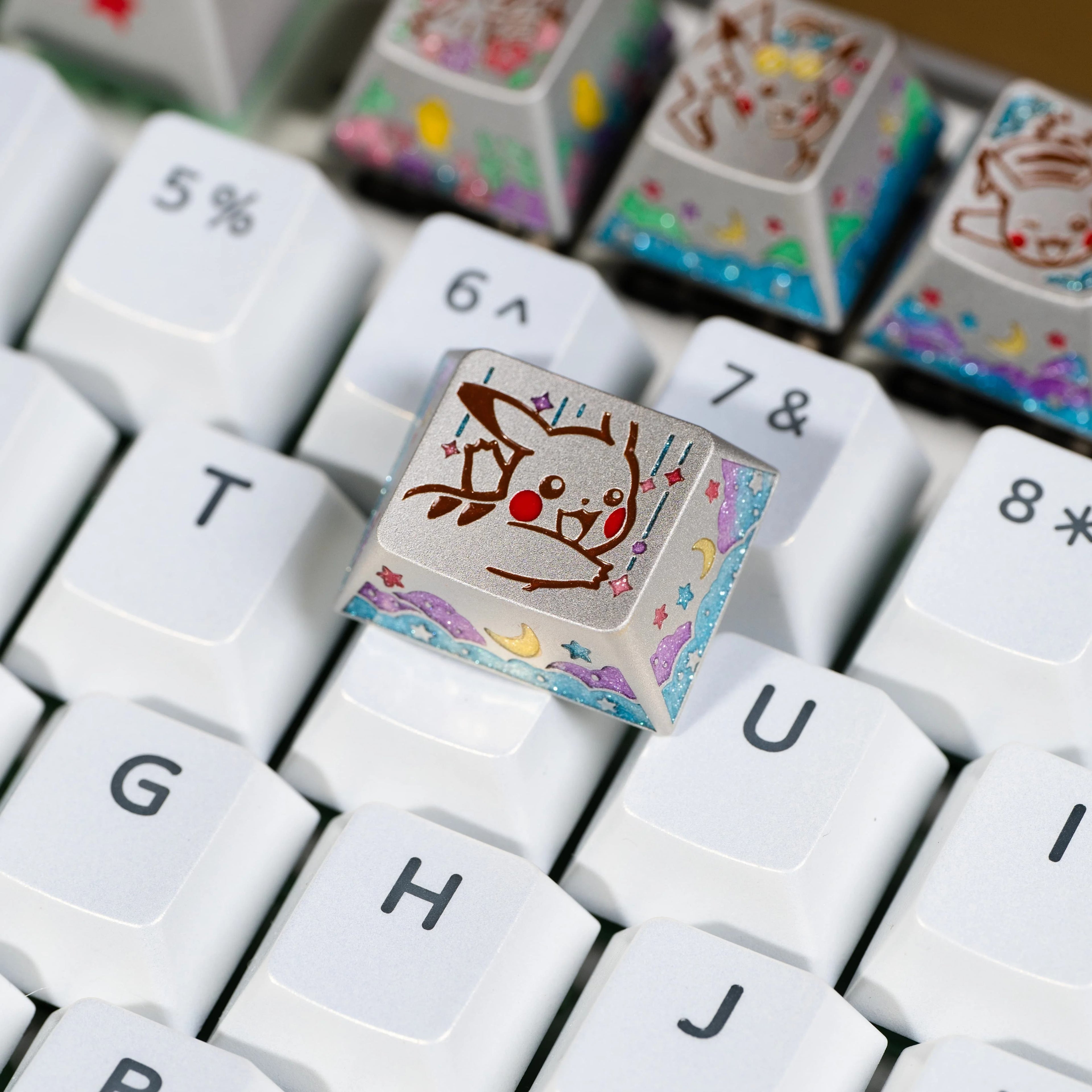 Pok é mon series, Pikachu themed design, keycaps made of aluminum alloy material CNC integrated precision machining personalized keycaps, mechanical keyboard decorative keycaps