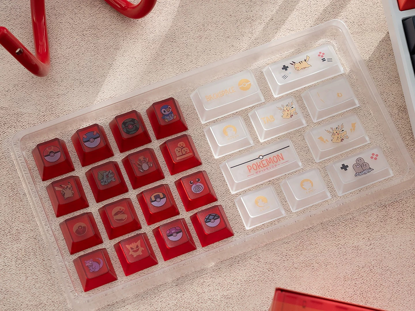 Pikachu themed keycap set, mechanical keycap PBT material material personalized keycap set, Animated cartoon keycaps, compatible with 61/64/68/75/84/87/104 mechanical keyboard replacement keycap