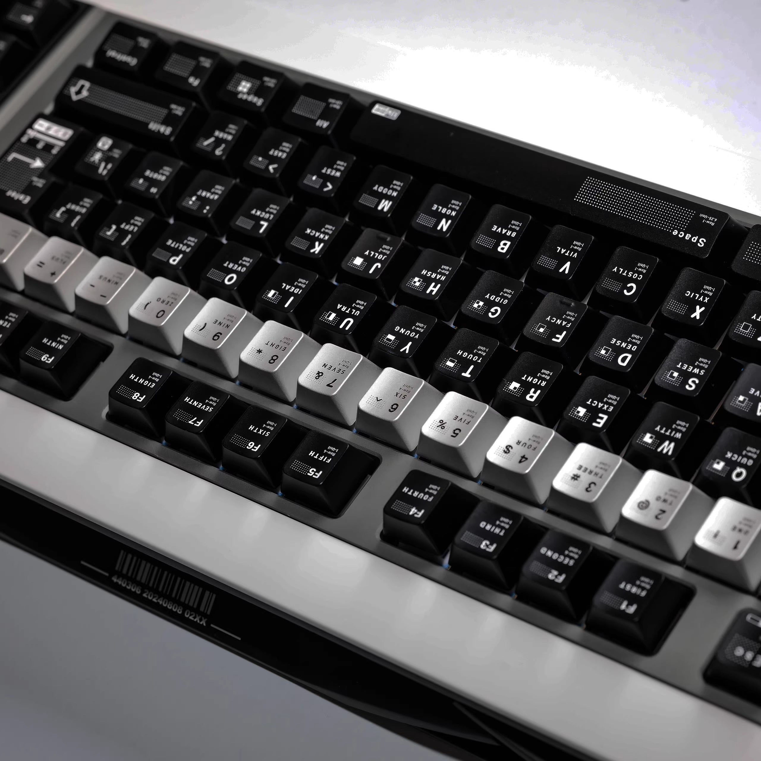 Parameterized V2 aluminum alloy CNC keycap set, metal personalized keycap original factory height set