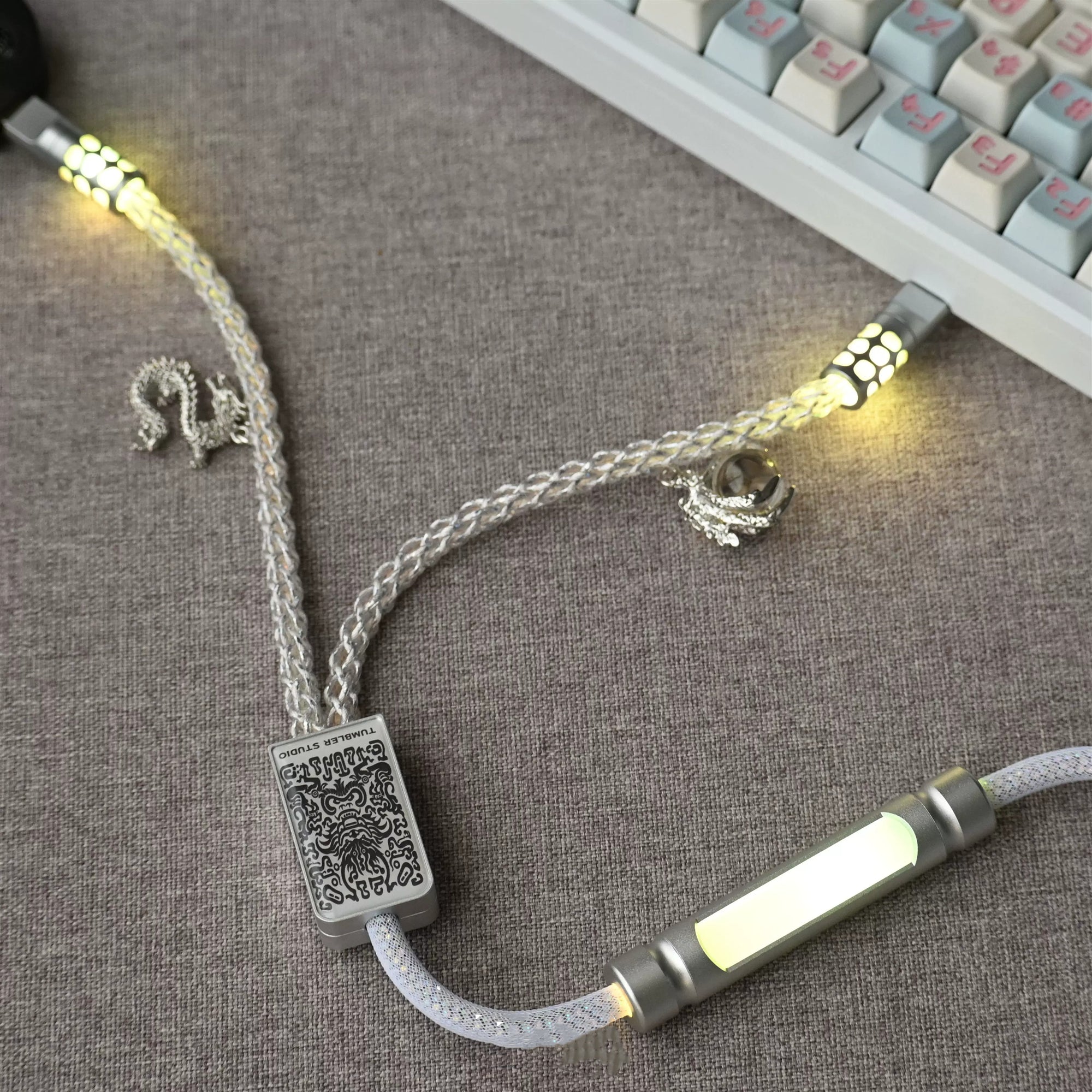 Handmade customized dragon theme one to two aviation plug data cable V2 one out two keyboard cable magnetic switch keyboard cable 8K keyboard custom data cable