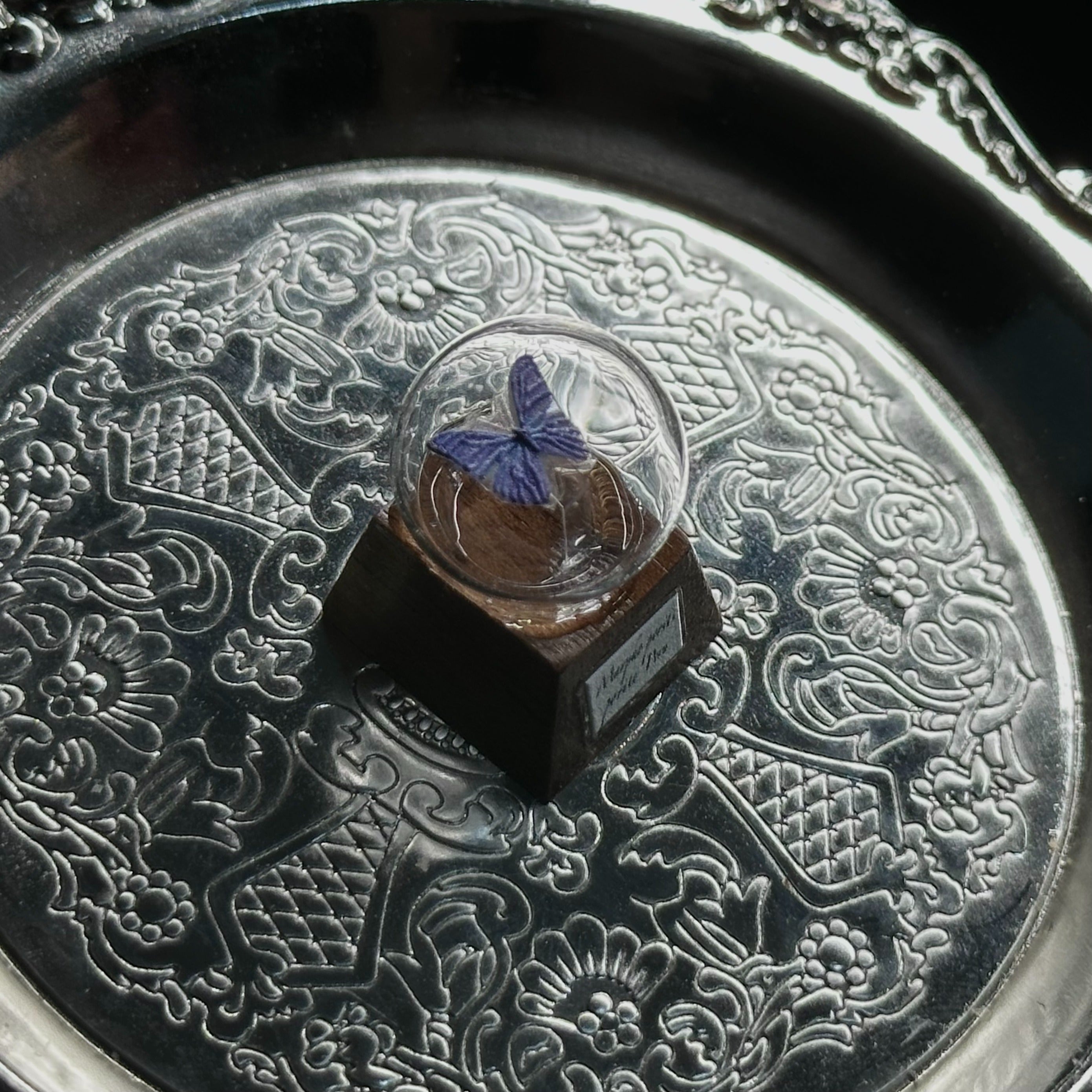 Butterfly specimen crystal ball shape, wooden base, personalized keycap, mechanical keyboard art decoration keycap