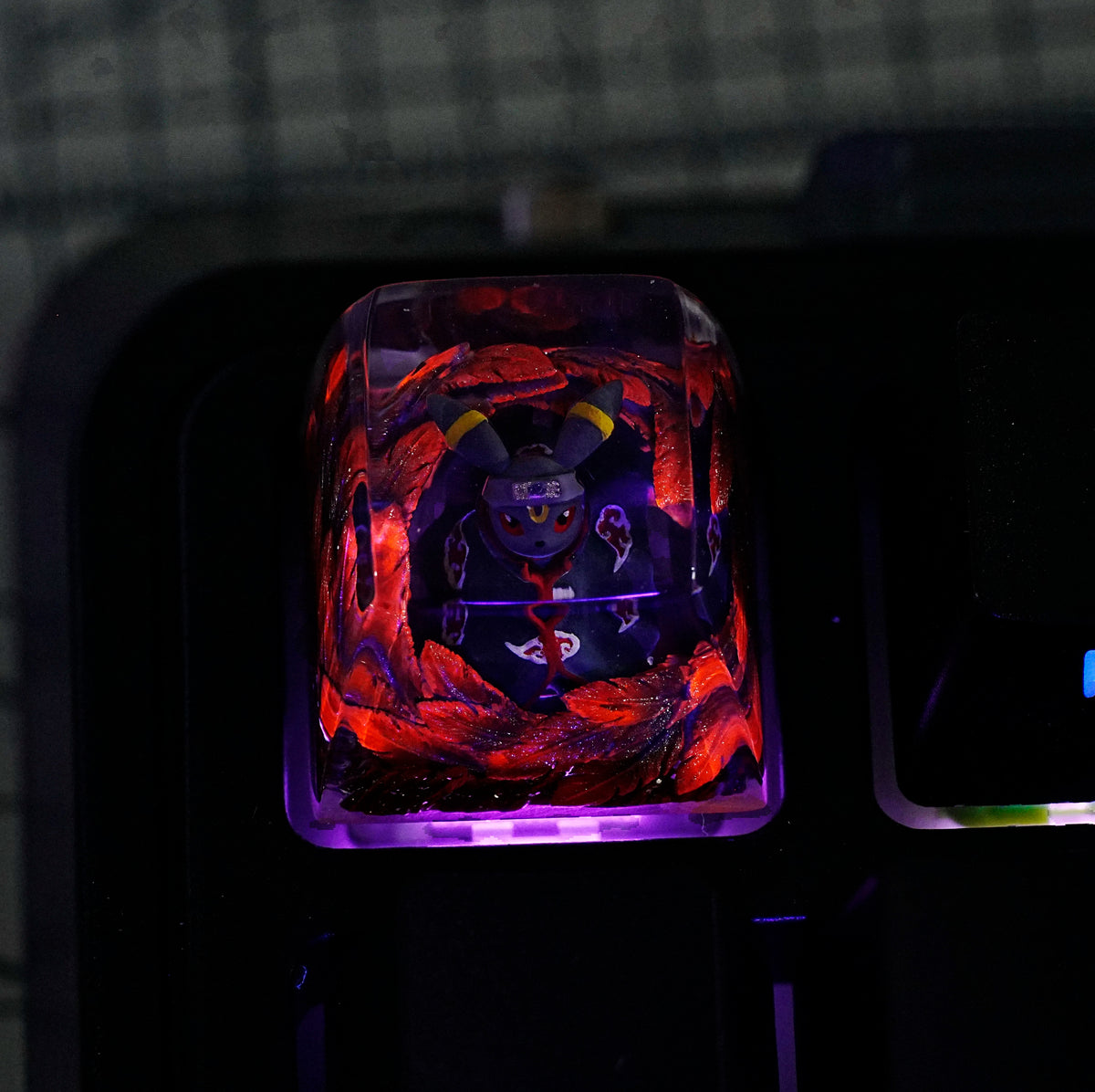 Umbreon Fusion NARUTO Fusion Akatsuki Crystal Resin Keycaps Original Design Personalized Keycaps, Anime Game Culture Creative Keycaps Mechanical Keyboard Cartoon Decorative Keycaps
