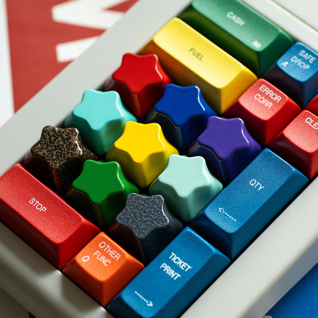 Original Alien Personalized Keycaps Star Aluminum Alloy Keycaps Metal Paint CNC Processing Customized Mechanical Keyboard Keycaps