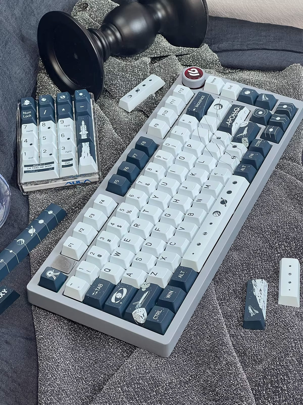 Astronaut Space Series, Apollo Moon Landing Theme PBT material, sublimation, Personalized keycap set, original factory height mechanical keyboard decorative keycap set