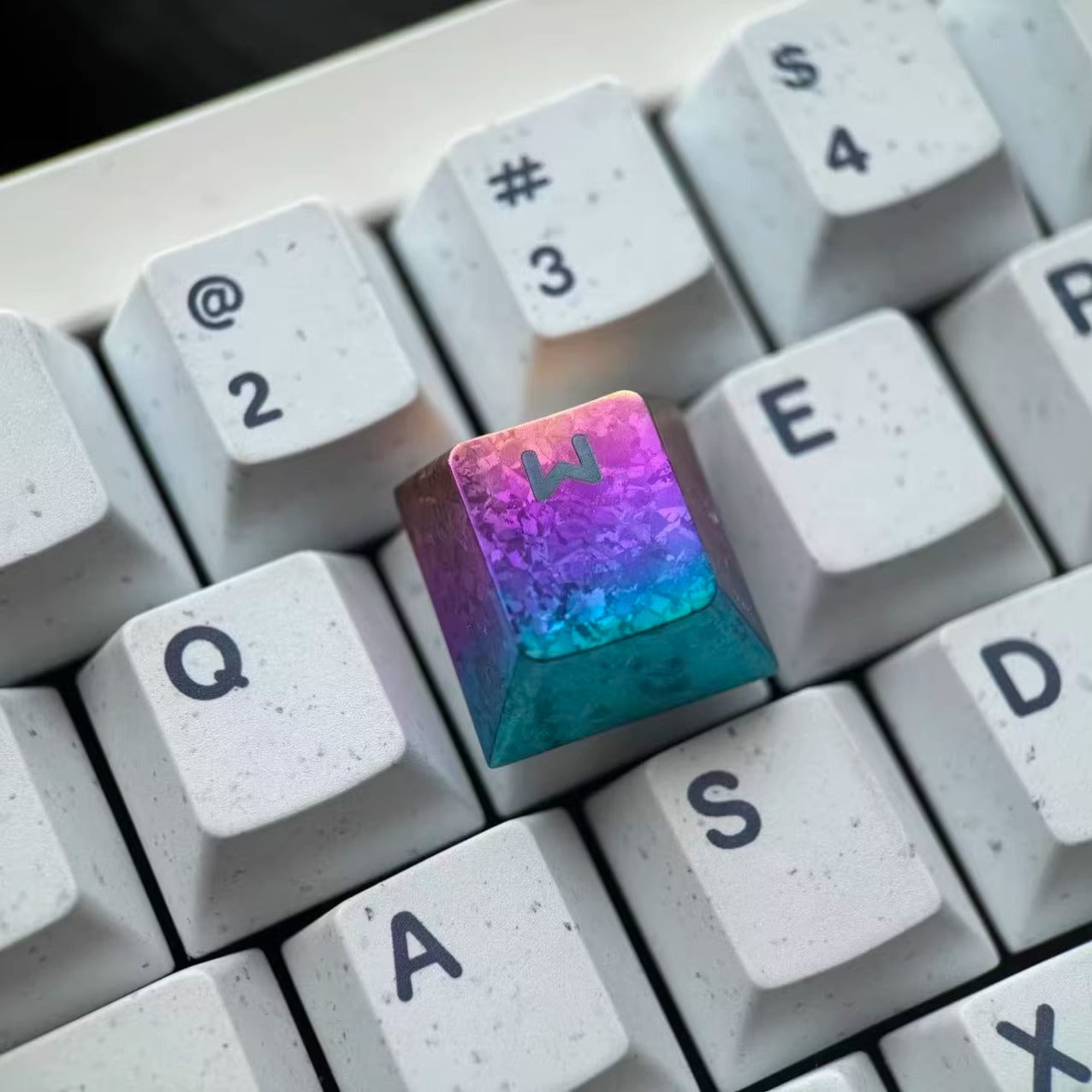 WASD key position titanium alloy material personalized decorative keycaps, corrosion-resistant gaming keycaps, metal carving art keycaps, colored titanium alloy