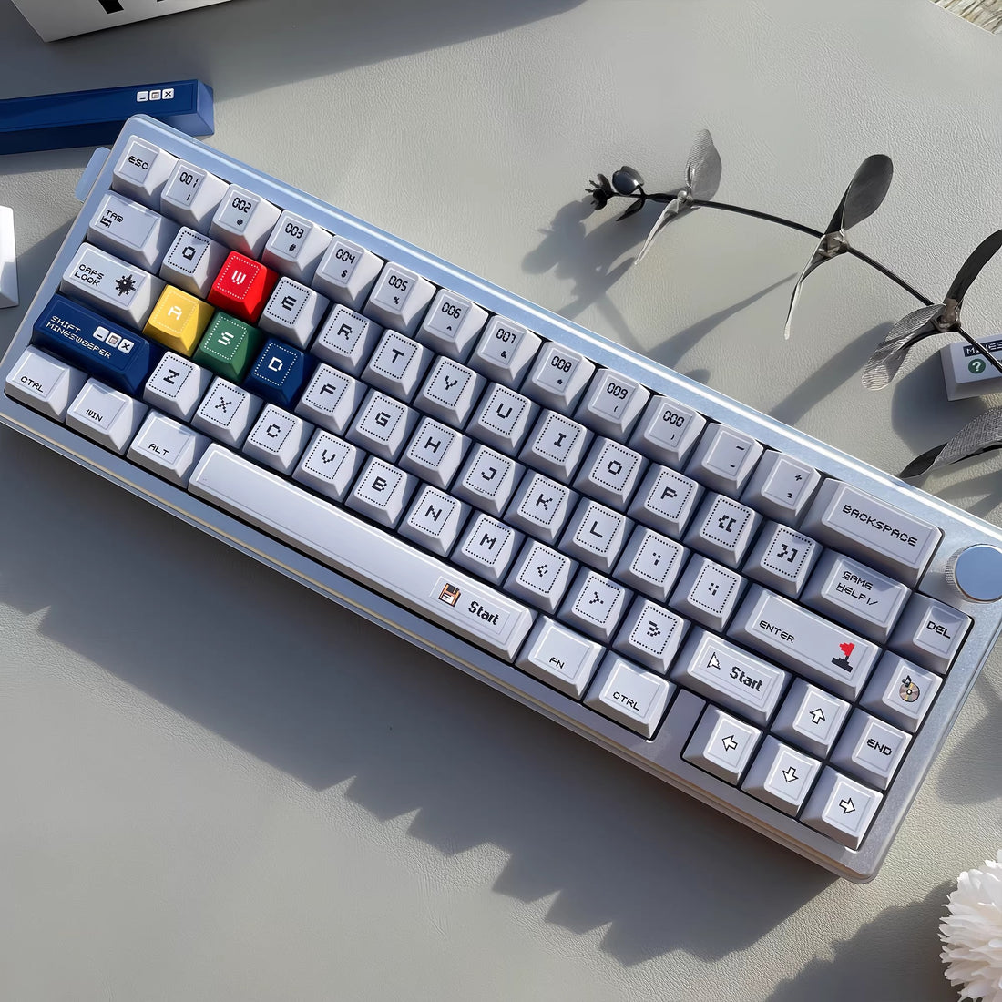 Minesweeper themed design keycap original factory height pbt five sided heat sublimation keycap original mechanical keyboard personalized keycap set