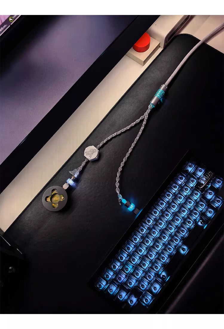 Independent induction magnetic switch light, one to two dual Type-C, 8k gaming cable, keyboard customization, manual data cable