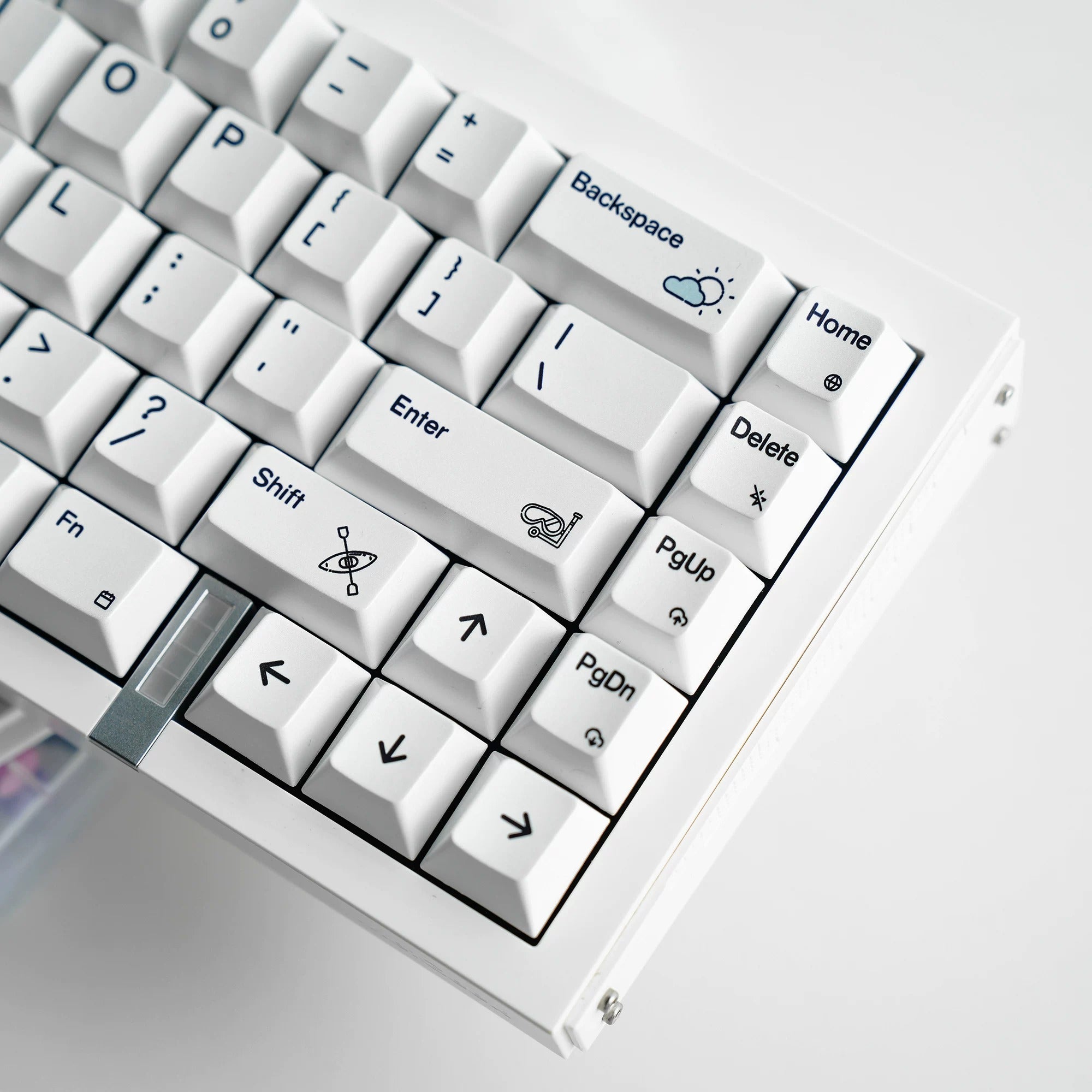 Black/White Holiday Pearl Paint Mechanical Keyboard Keycaps Minimalist Style Decorative Keycaps, PBT Heat Sublimation Original Factory Height, Personalized Keyboard Keycap Set