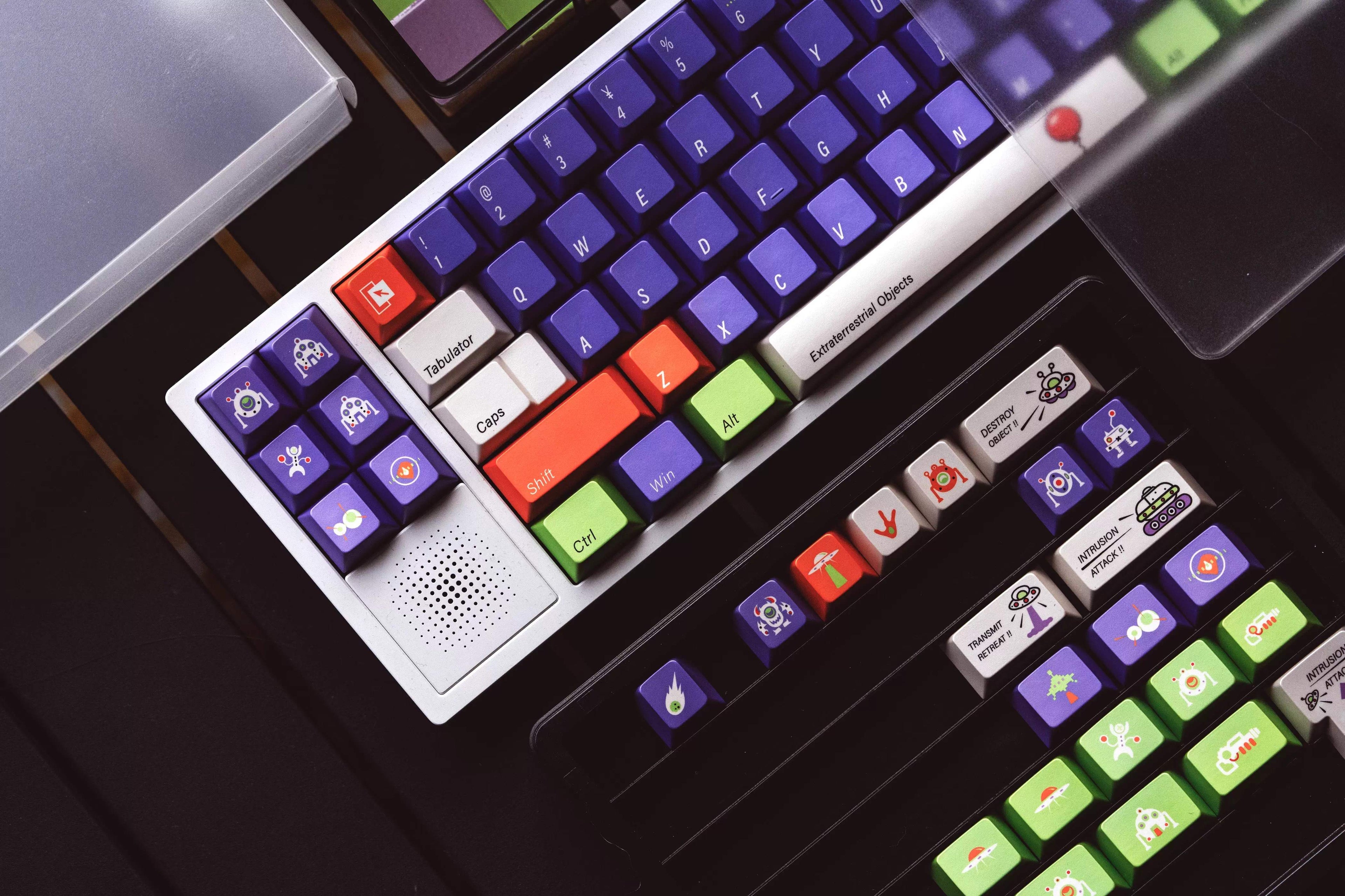 Toy Story, Buzz Lightyear themed design personalized keycaps, soft light original factory high sublimation process PBT material decorative keycap set