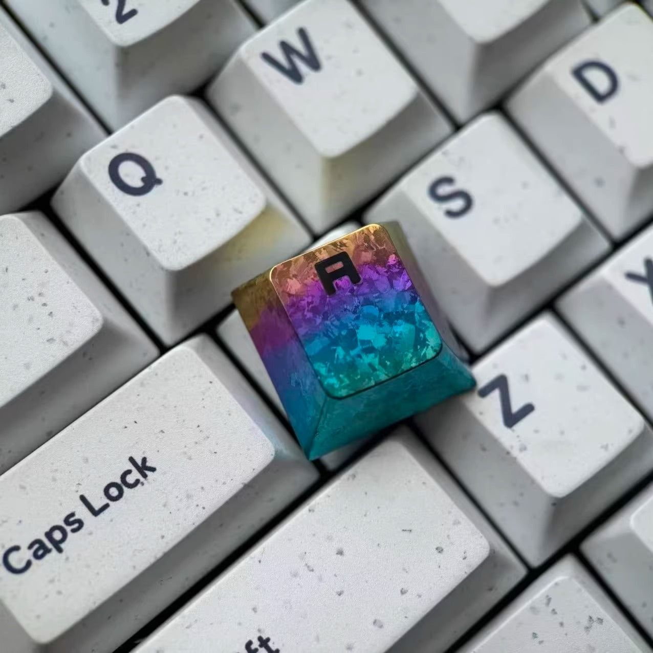 WASD key position titanium alloy material personalized decorative keycaps, corrosion-resistant gaming keycaps, metal carving art keycaps, colored titanium alloy