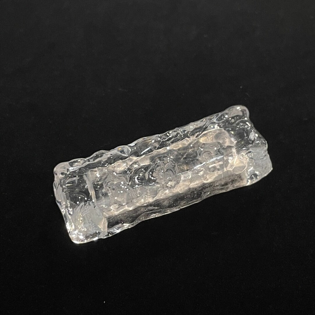 Ice cube shaped design with personalized keycaps, transparent ice creative decoration keycap set with large key positions