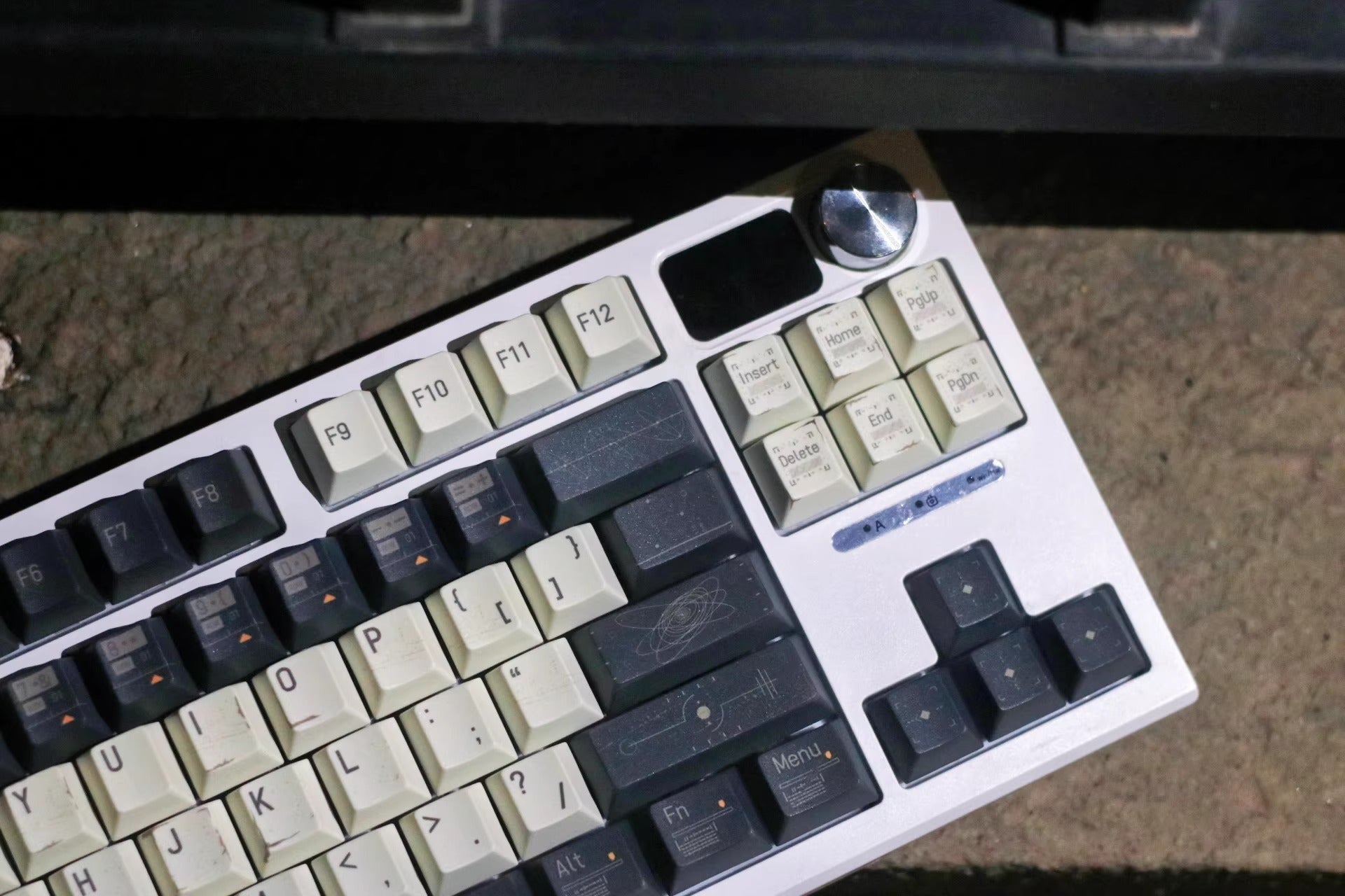 Interstellar themed personalized keycap set, astronaut space series PBT material decorative keycaps