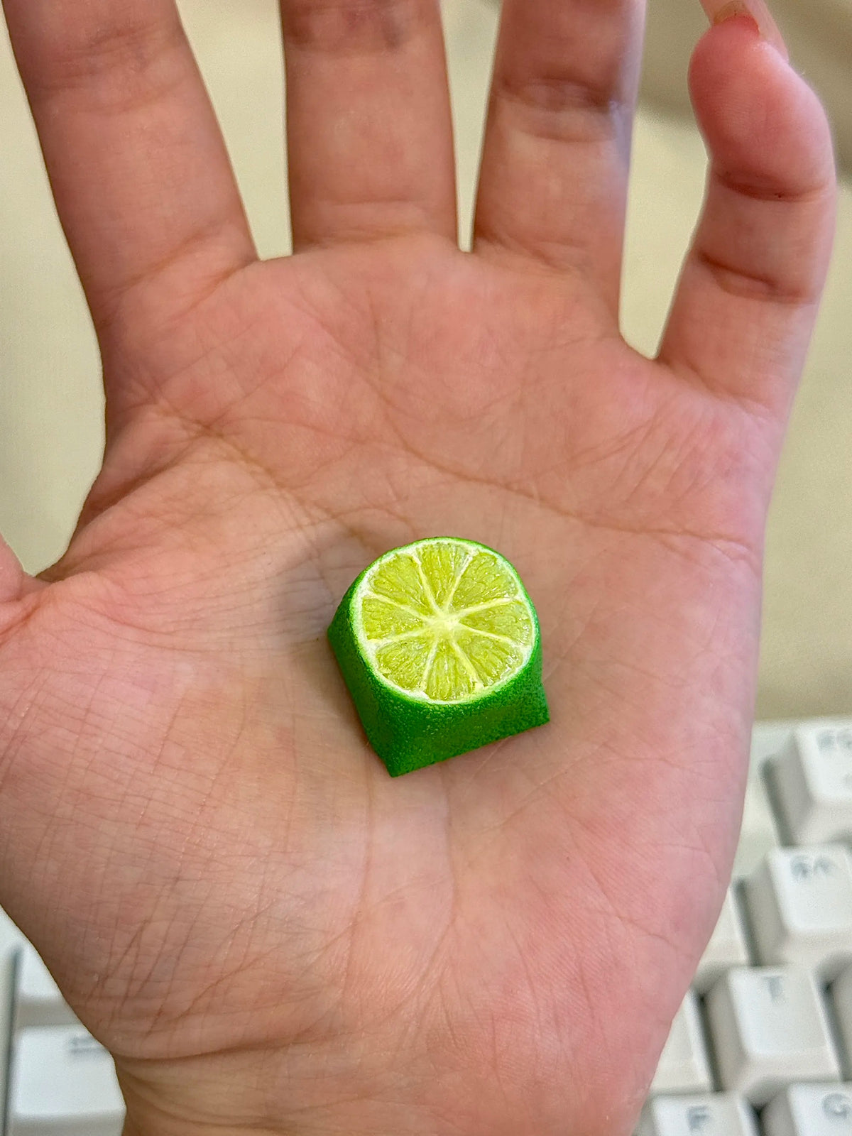 Simulated fruit series keycaps, handmade personalized keycaps made of soft clay material, mechanical keyboard creatively decorated keycaps