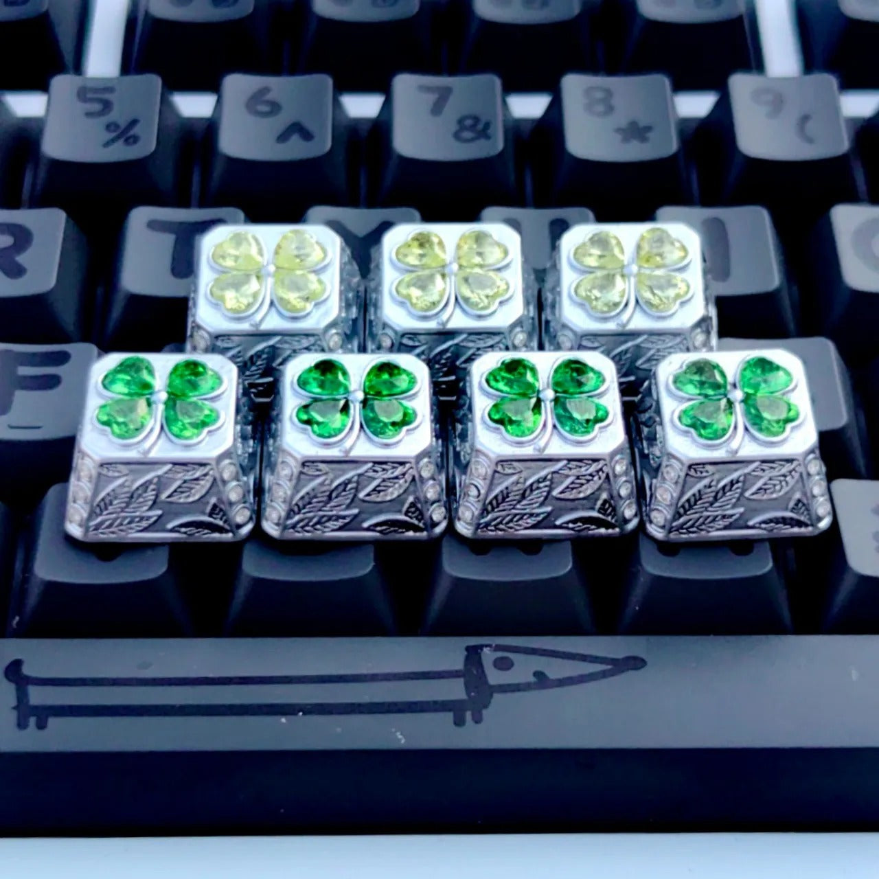 Lucky Four Leaves Clover, metal gemstone combined with personalized keycaps, lucky item mechanical keyboard decorative keycaps.