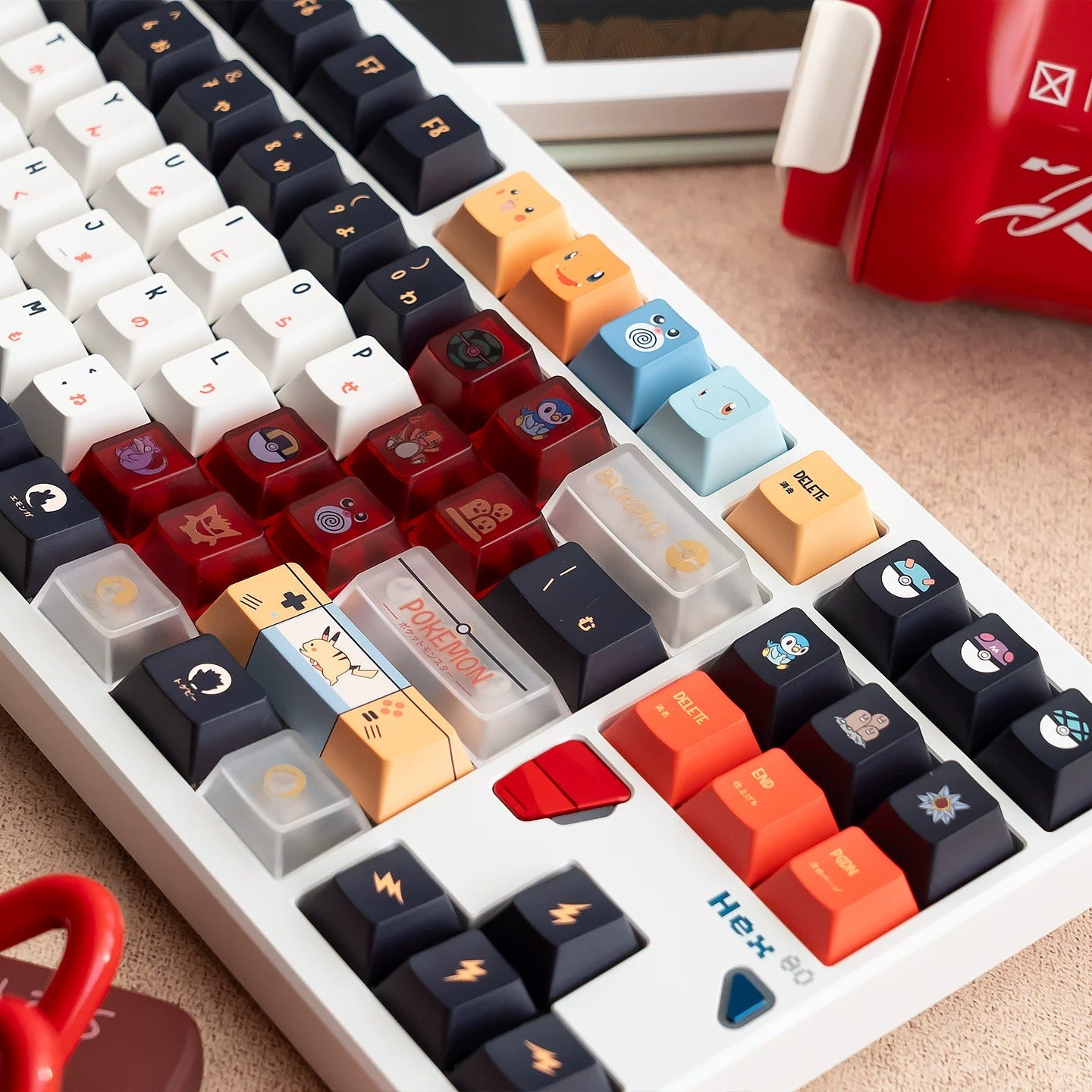 Pikachu themed keycap set, mechanical keycap PBT material material personalized keycap set, Animated cartoon keycaps, compatible with 61/64/68/75/84/87/104 mechanical keyboard replacement keycap