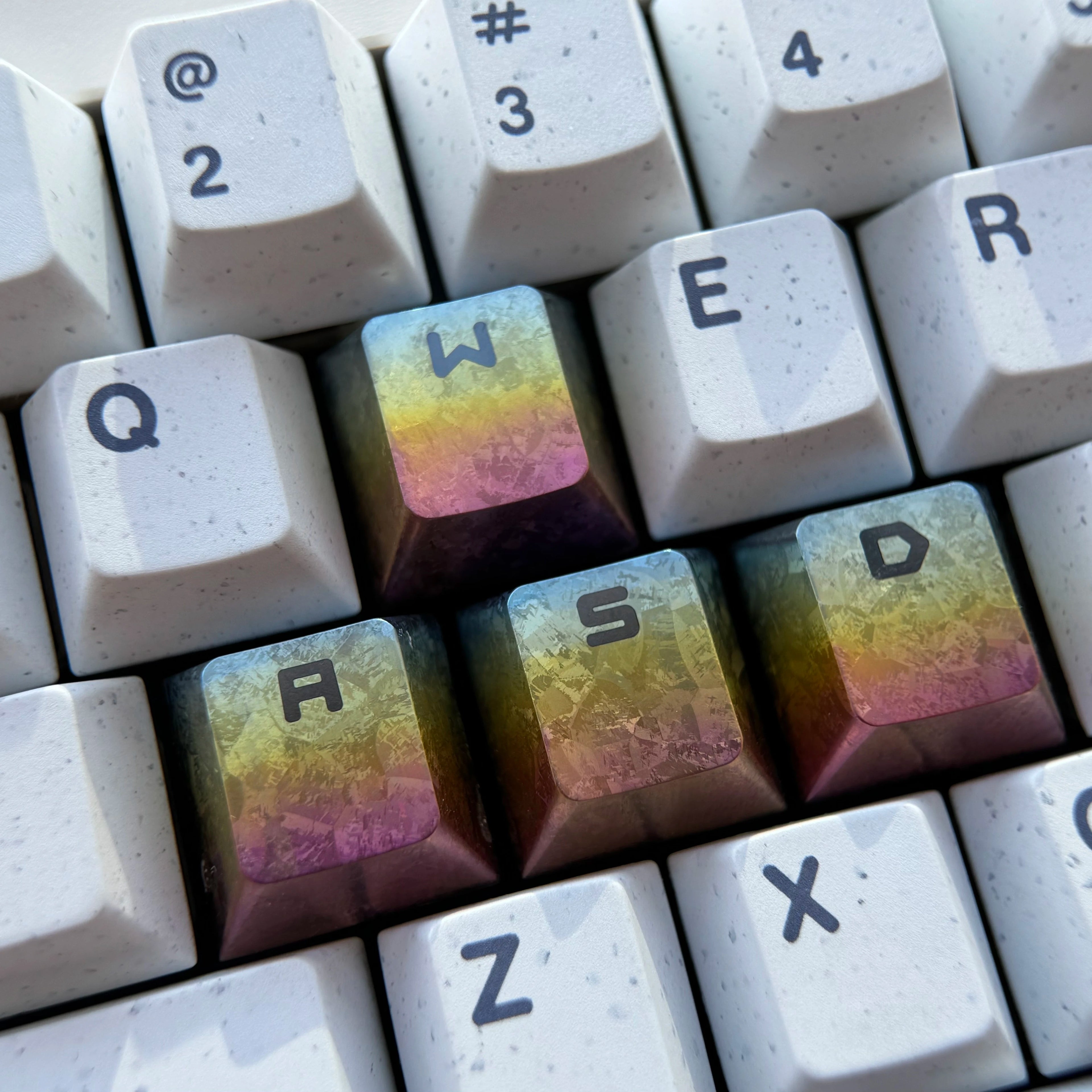 WASD key position titanium alloy material personalized decorative keycaps, corrosion-resistant gaming keycaps, metal carving art keycaps, colored titanium alloy