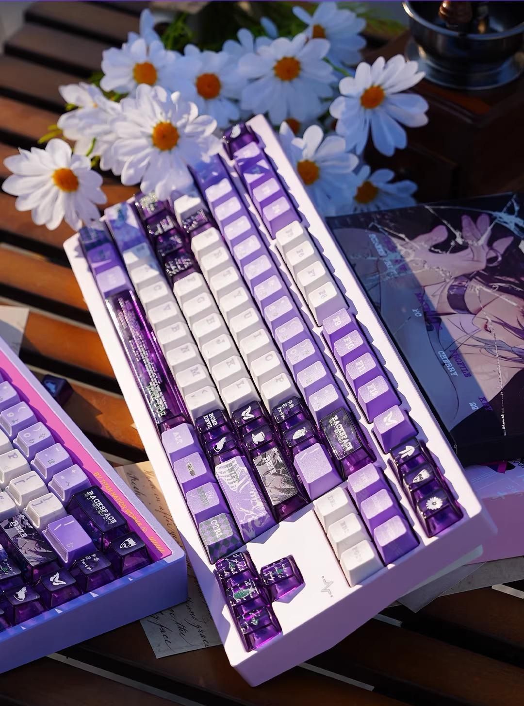 Chainsaw Man series, Reze theme, PBT+PC, Personalized keycap set with sublimation technology