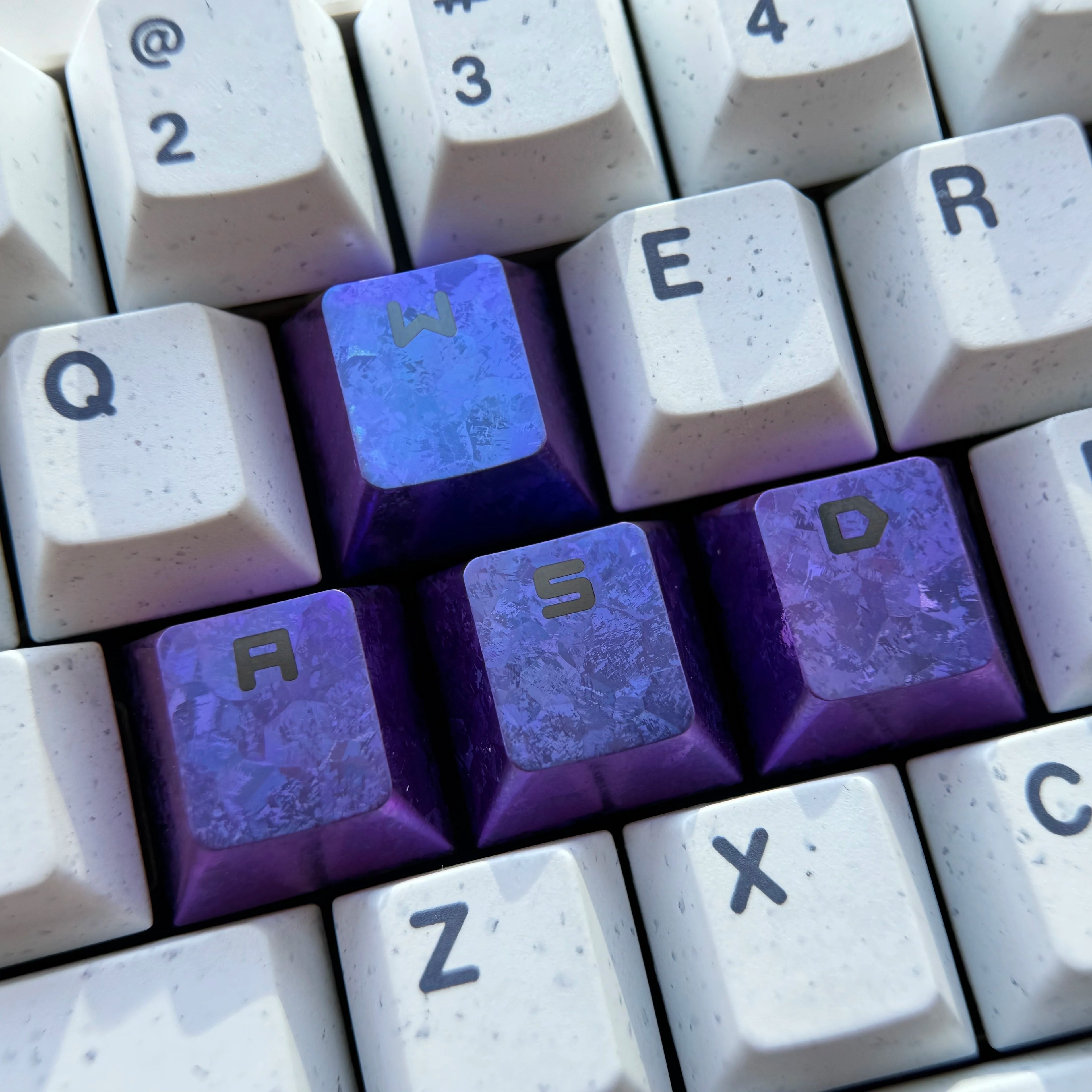 WASD key position titanium alloy material personalized decorative keycaps, corrosion-resistant gaming keycaps, metal carving art keycaps, colored titanium alloy