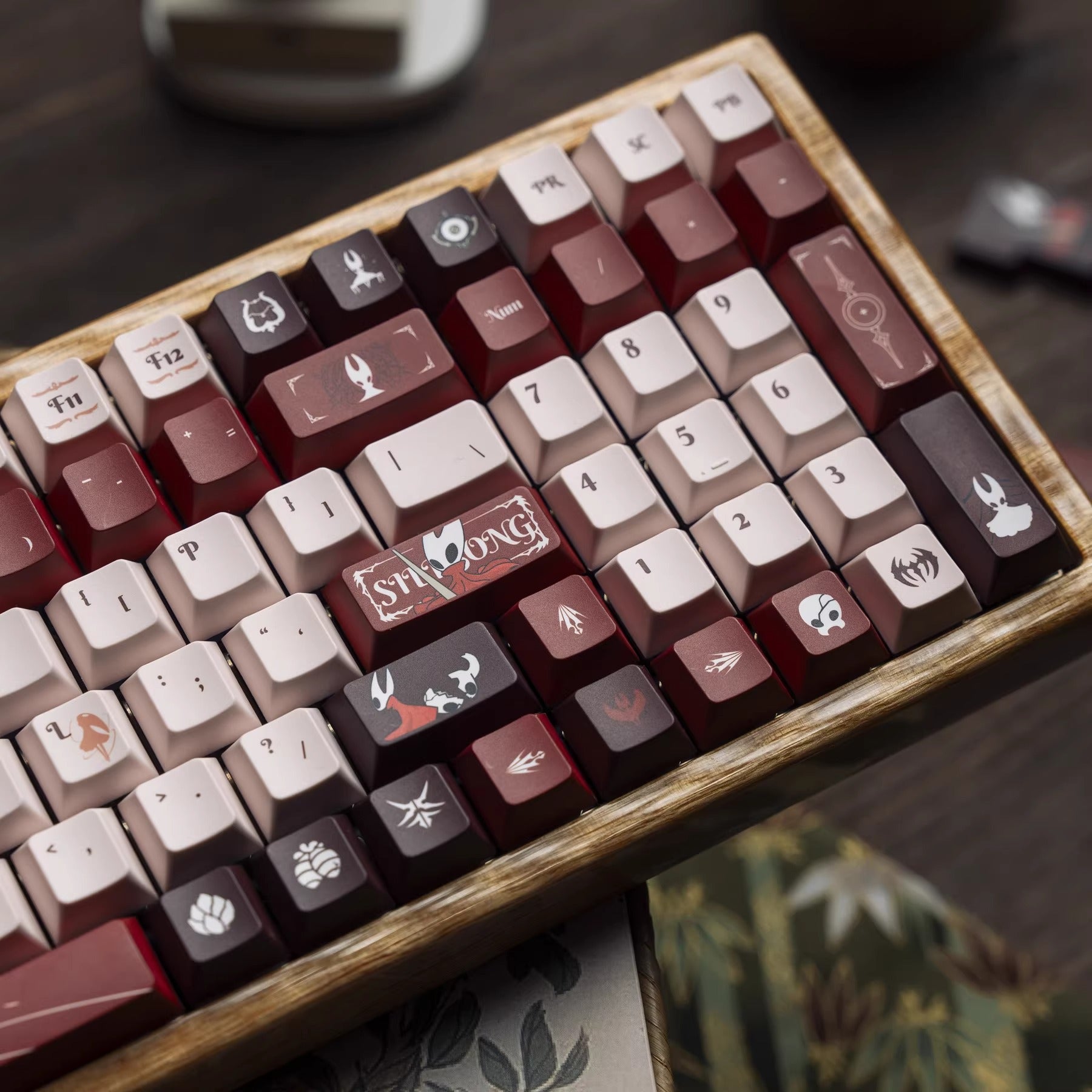 The Hollow Knight theme, PBT material, sublimation, Personalized keycap set, original factory height mechanical keyboard decorative keycap set