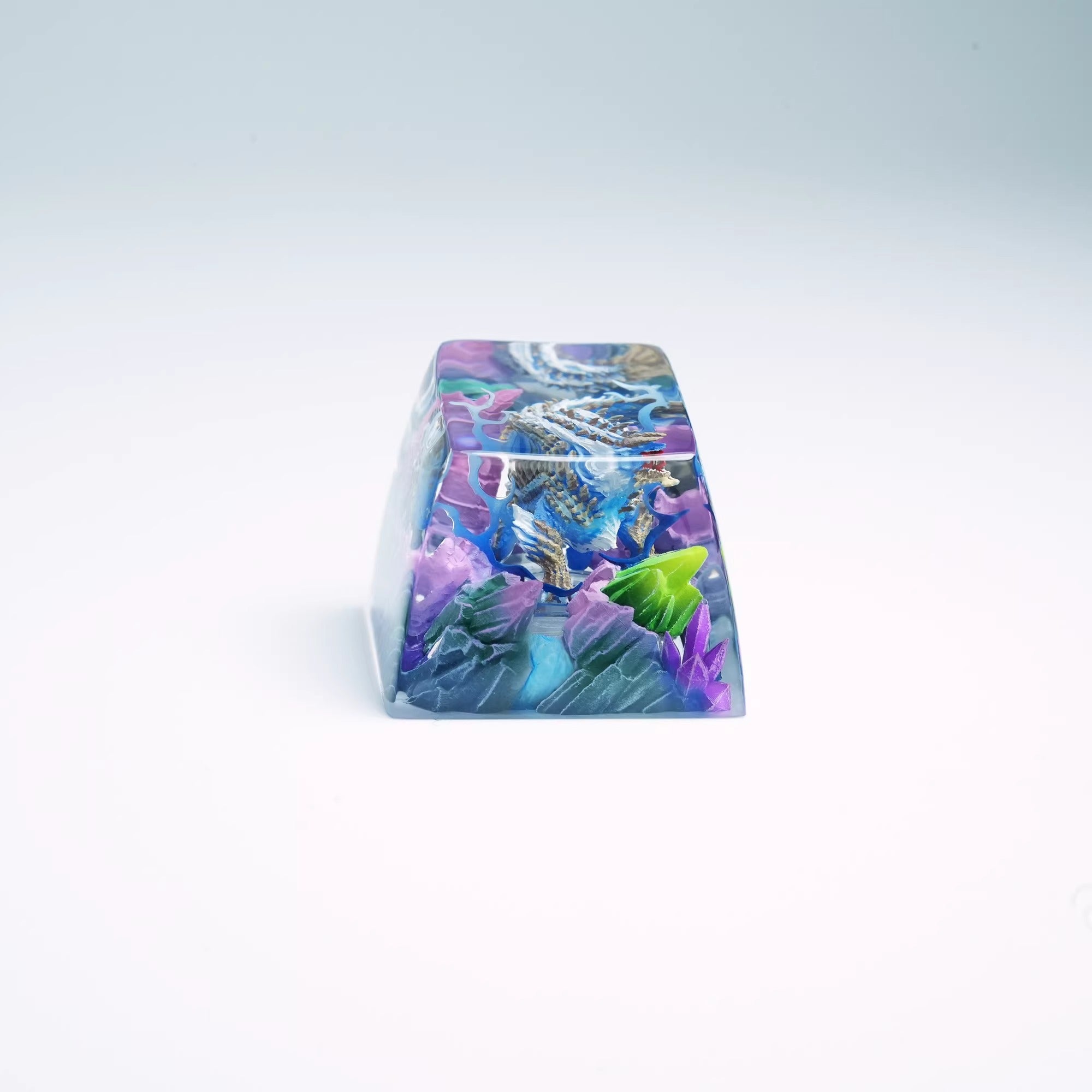 Monster Hunter, Zinogre, 1U Crystal Resin molded personalized keycaps, handcrafted keycaps decorated by artisans