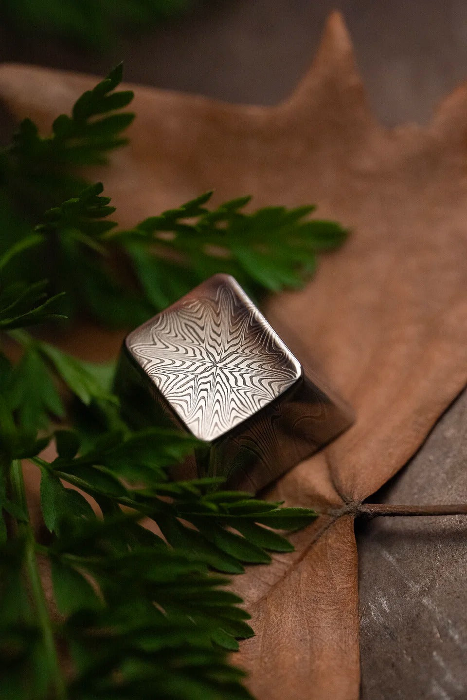 Damascus steel 1U personalized keycap, metal decorative art keycap, special pattern hand forged patterned keycap