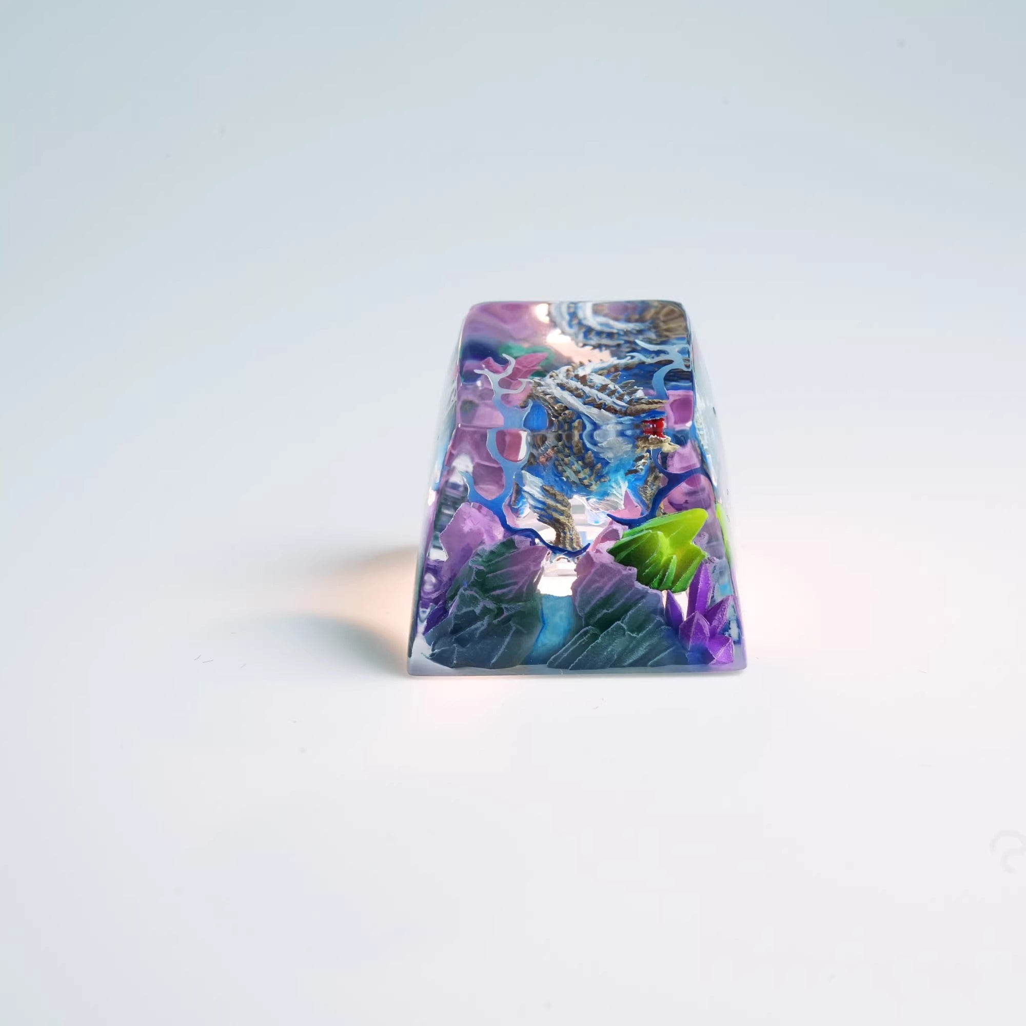 Monster Hunter, Zinogre, 1U Crystal Resin molded personalized keycaps, handcrafted keycaps decorated by artisans