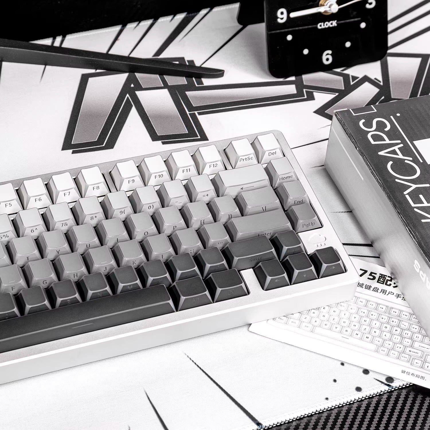 Black/white/gray gradient folded edges, transparent side engraved keyboard keycaps, customized PBT two-color injection molding