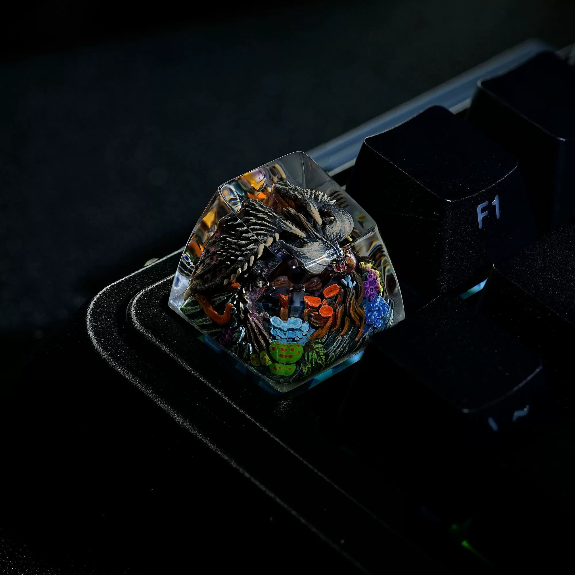 Monster Hunter, Nergigante, 1U crystal resin personalized keycaps, anime, gaming, cultural and creative peripheral products, mechanical keyboard decoration keycaps