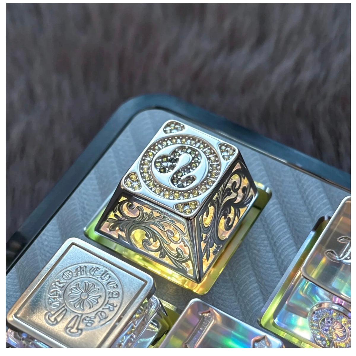 Pure silver hollow 12 Constellation Personalized Keycaps, Mechanical Keyboard Decorative Keycaps, Constellation Divination Cultural Creative Products.