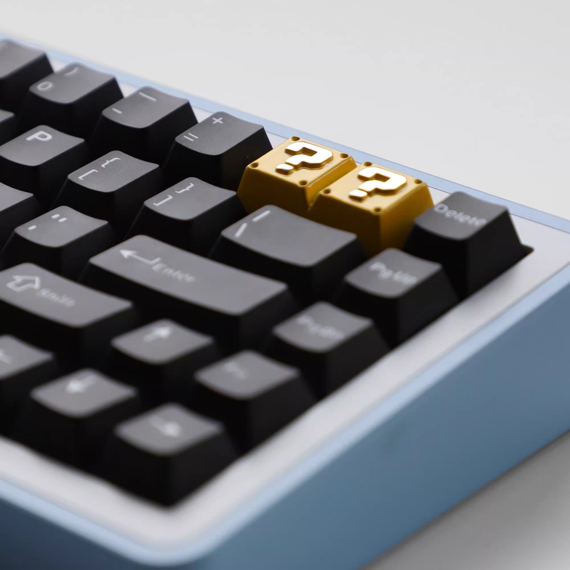 Backspace key, metal personalized keycap, Mario question mark tab key, metal personalized keycap, Game Over keycap, creative zinc alloy mechanical keycap, original factory high decorative keycap
