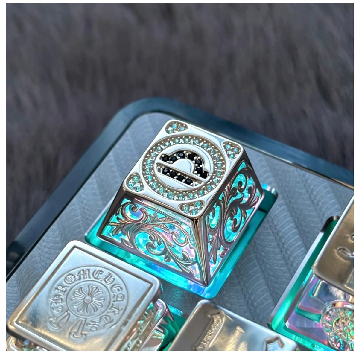 Pure silver hollow 12 Constellation Personalized Keycaps, Mechanical Keyboard Decorative Keycaps, Constellation Divination Cultural Creative Products.