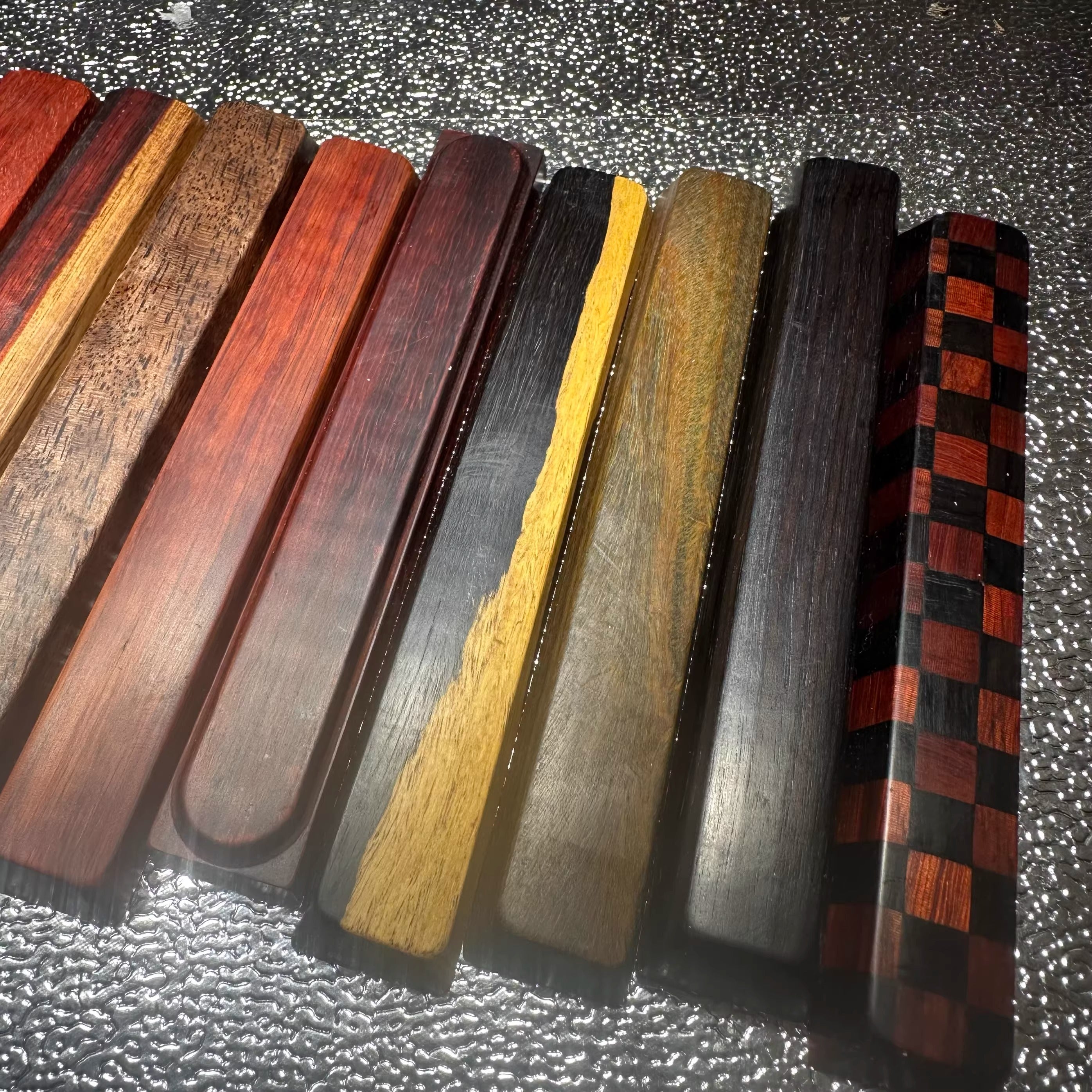 Wooden space bar, factory height/SA height, multiple types of wood to choose from, 6.25U wooden art personalized keycaps