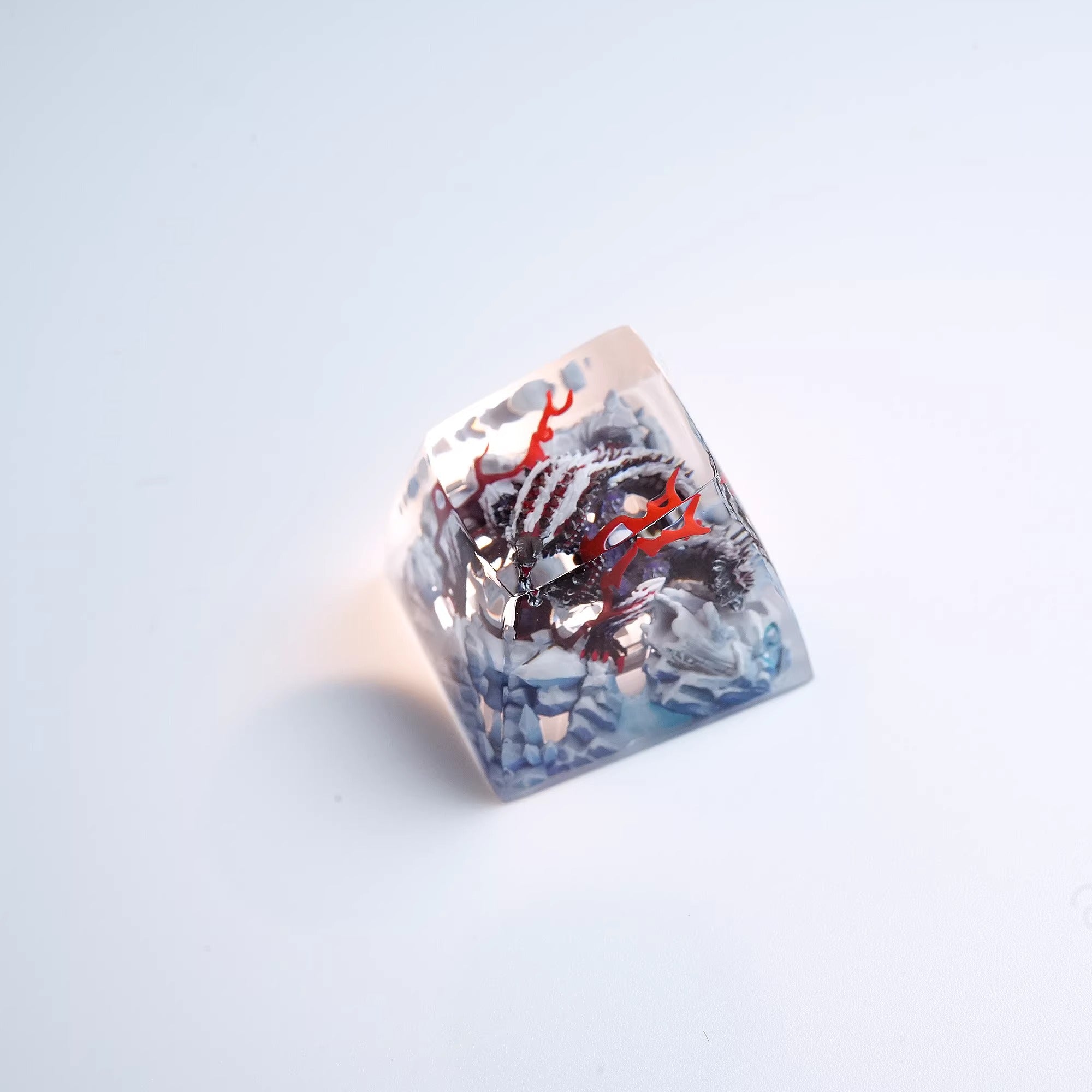 Monster Hunter, Zinogre, 1U Crystal Resin molded personalized keycaps, handcrafted keycaps decorated by artisans