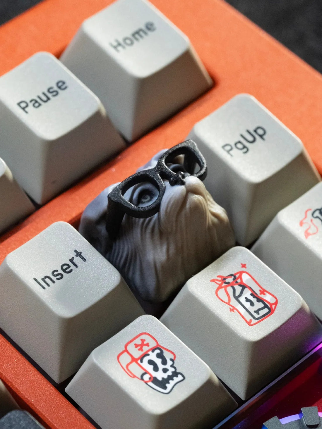 Pet and puppy themed design keycaps, not corroded or faded, three-dimensional modeling, anime, gaming, cultural creativity, personalized keycaps, mechanical keyboard decoration keycaps