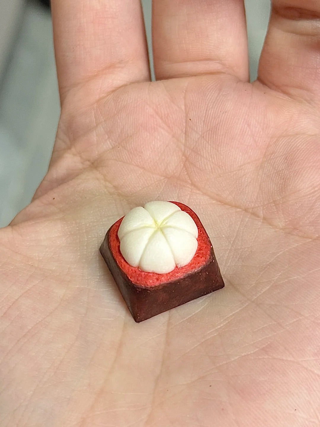 Simulated fruit series keycaps, handmade personalized keycaps made of soft clay material, mechanical keyboard creatively decorated keycaps