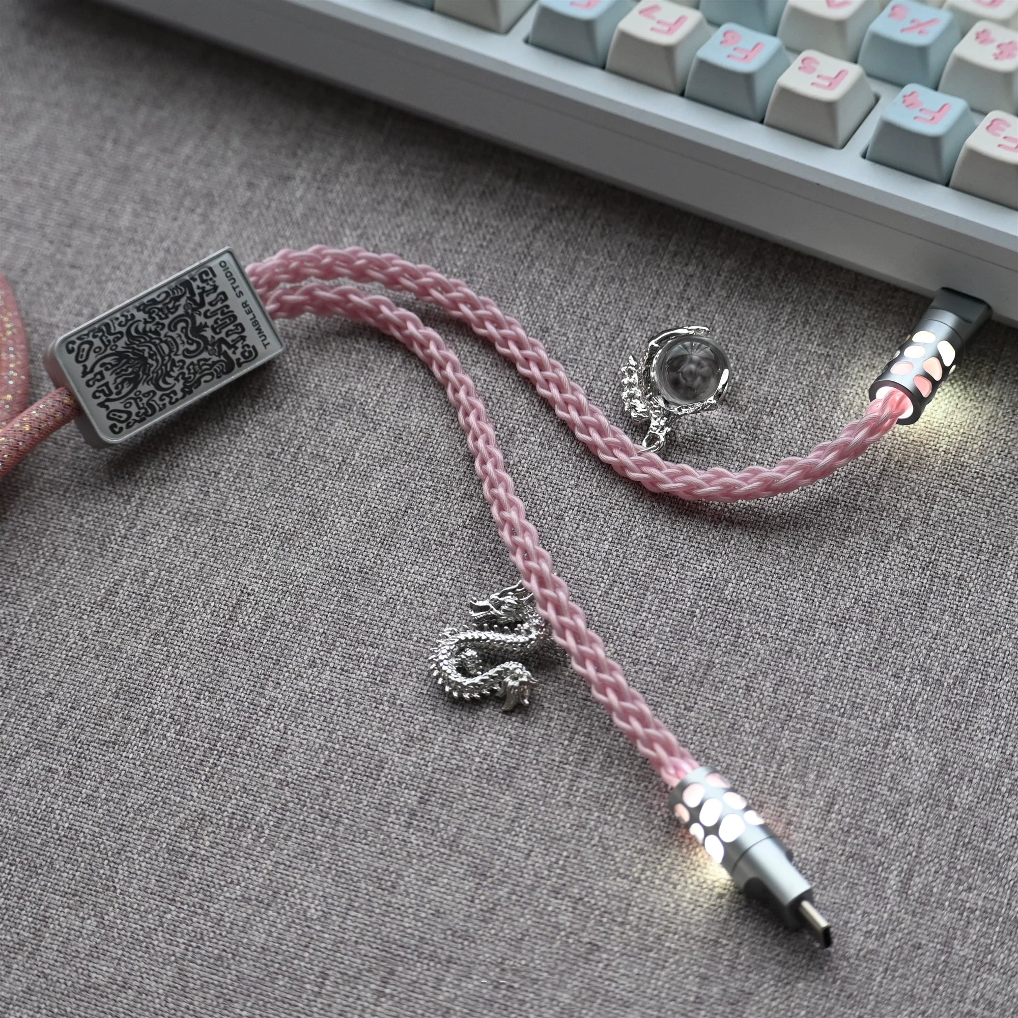 Handmade customized dragon theme one to two aviation plug data cable V2 one out two keyboard cable magnetic switch keyboard cable 8K keyboard custom data cable