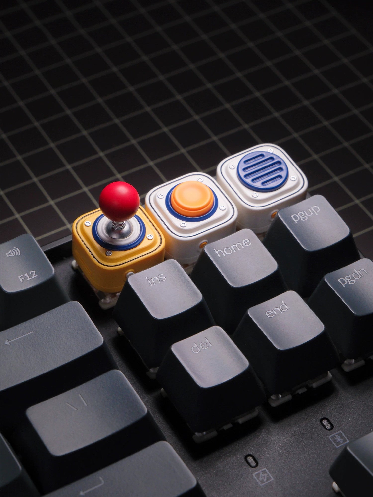 Arcade joystick design, keycap resin coating, personalized keycap customization, mechanical keyboard, resin decorative keycap