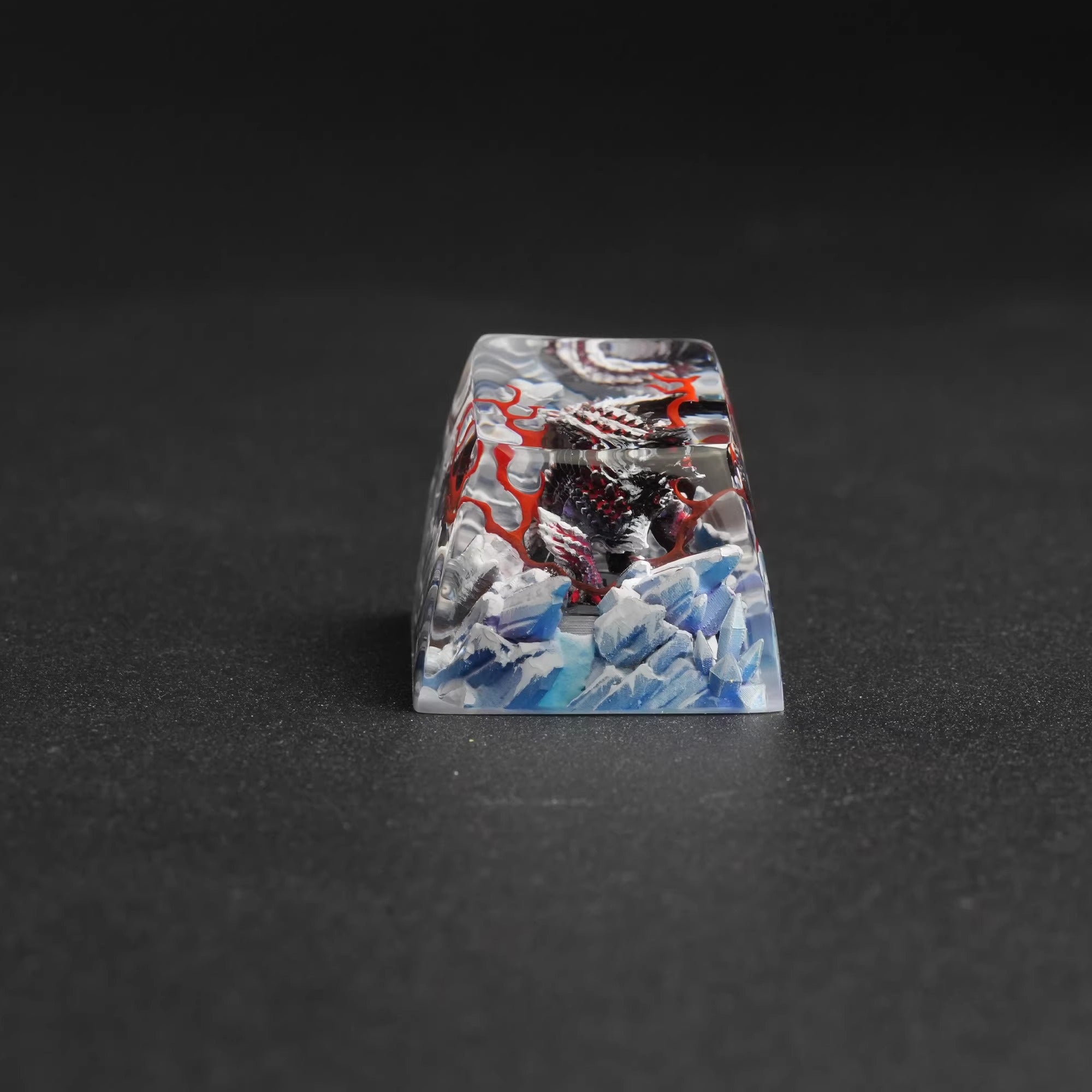 Monster Hunter, Zinogre, 1U Crystal Resin molded personalized keycaps, handcrafted keycaps decorated by artisans