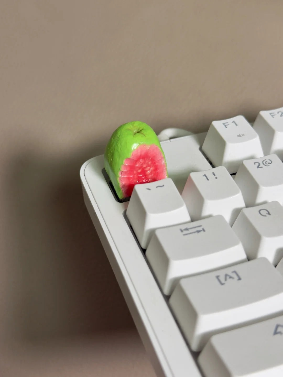 Simulated fruit series keycaps, handmade personalized keycaps made of soft clay material, mechanical keyboard creatively decorated keycaps
