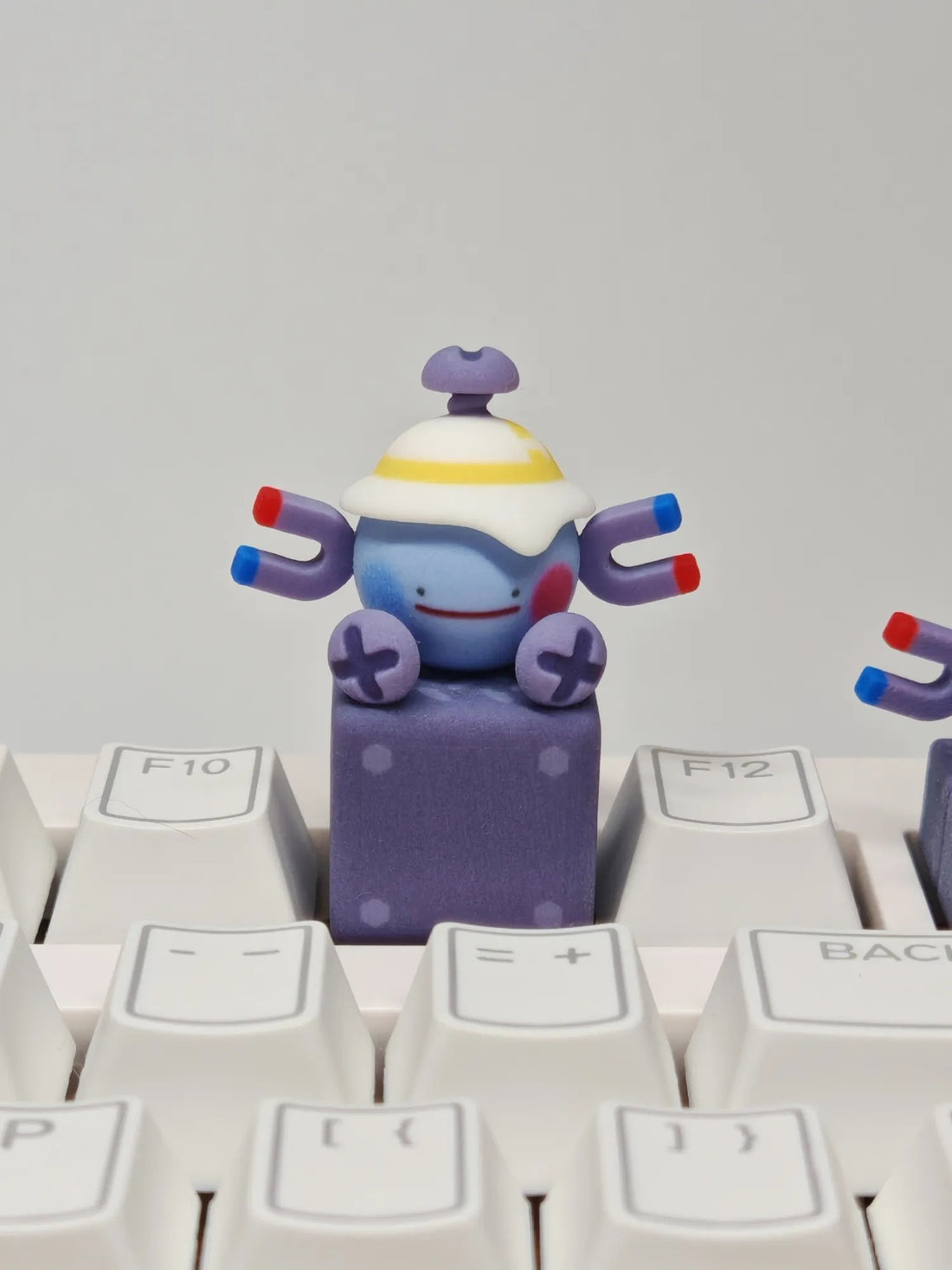 Magnemite, Resin printed creative art keycaps, anime, gaming, cultural creativity, personalized keycaps, mechanical keyboard decoration keycaps