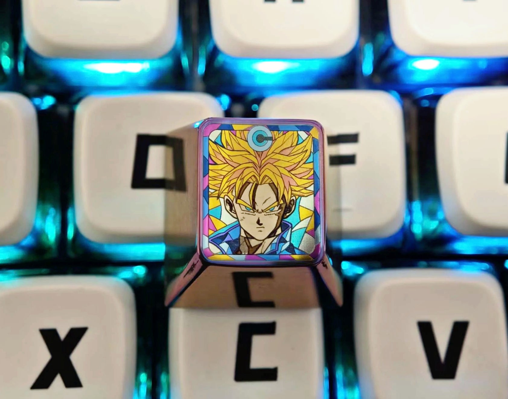 Dragon Ball, Torankusu Glass Shard Decoration, 1U Titanium Alloy Personalized Keycaps, Anime Game Culture Innovation Metal Customized Keycaps