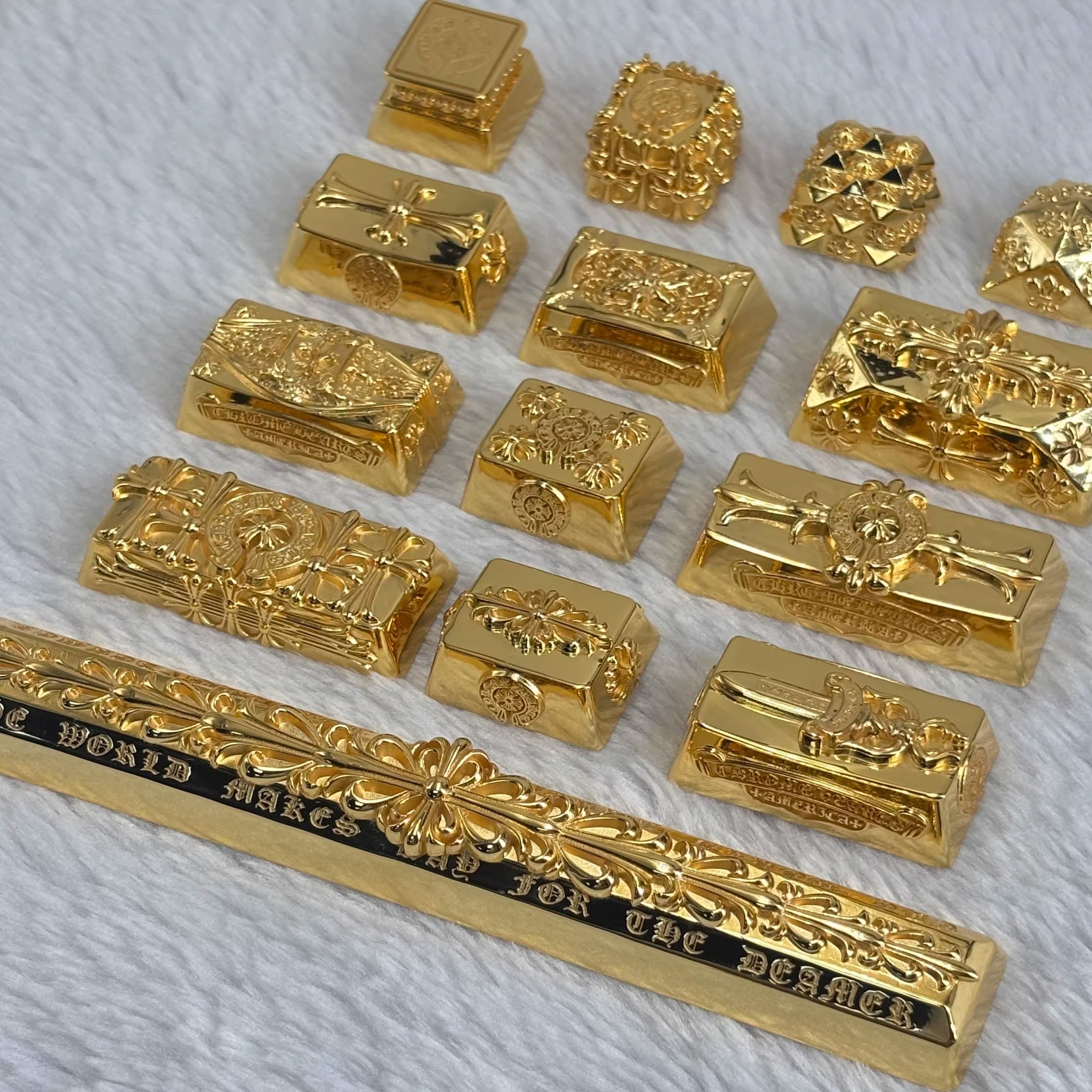 Chrome Hearts style, Metal retro patterned personalized keycaps, trendy and fashionable with decorative keycaps